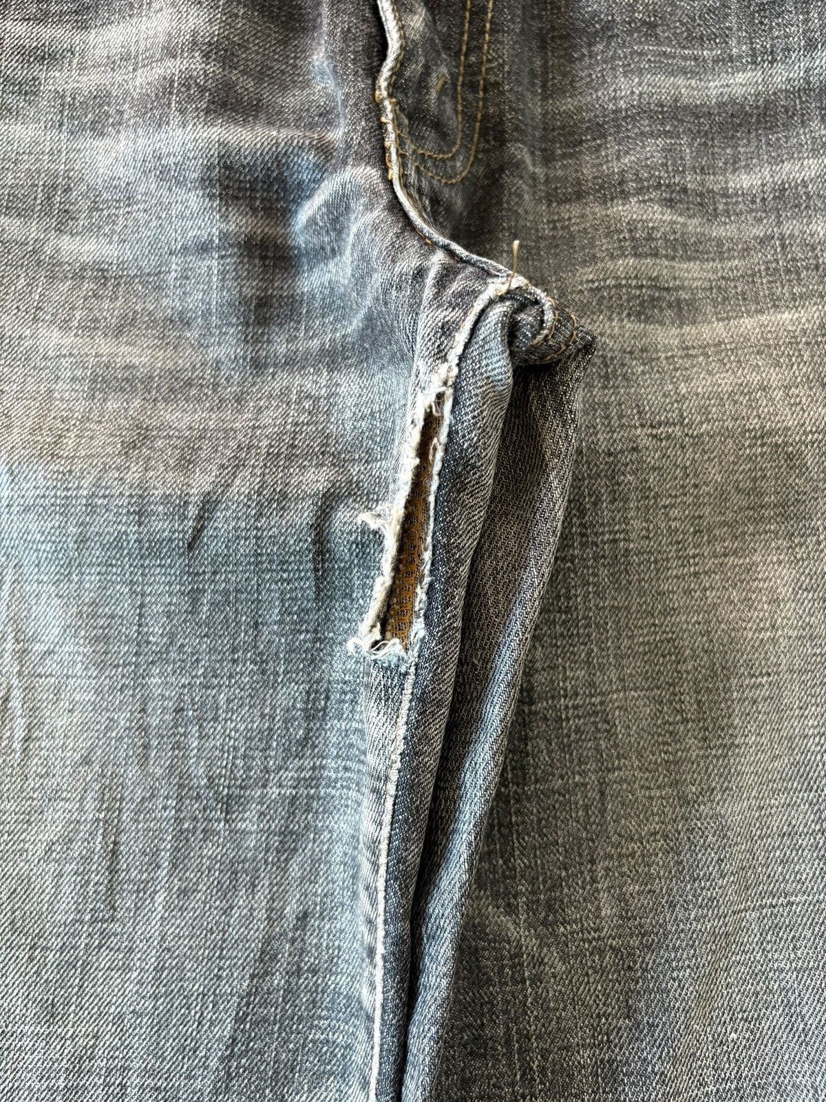 Levi's Vintage 90s Levis 517 Black Distressed Flare Jeans Size US 31 - 3 Thumbnail