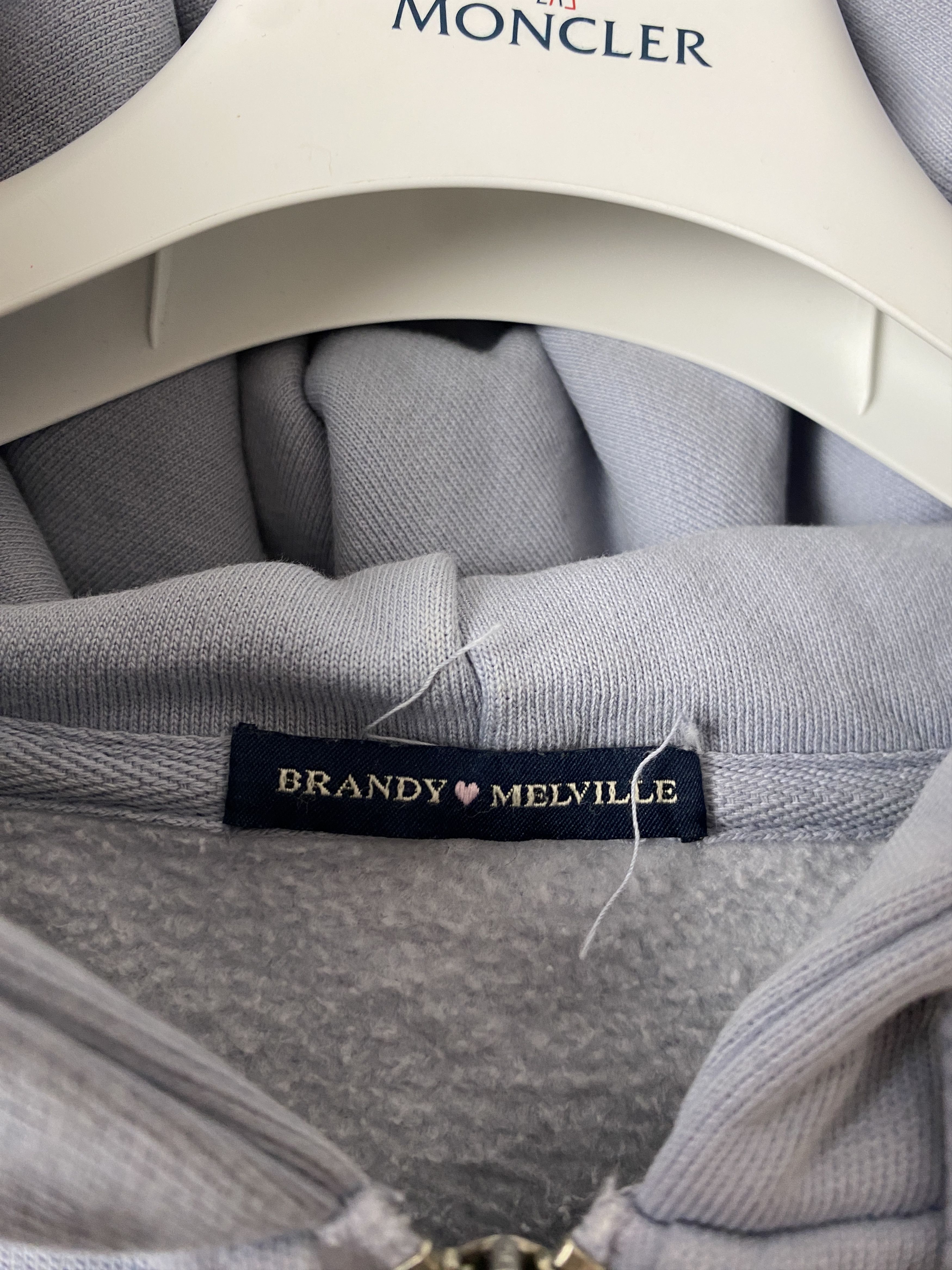 Other Brandy Melville zip-up hoodie thick heavy Size US XL / EU 56 / 4 - 3 Thumbnail
