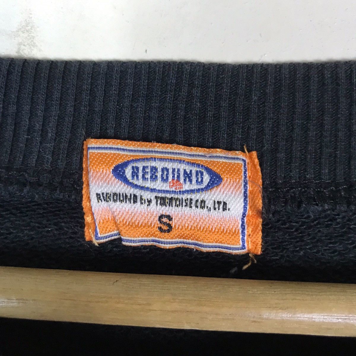 Vintage Vintage Rebound Pullover Jumper Sweatshirt Size US S / EU 44-46 / 1 - 5 Thumbnail