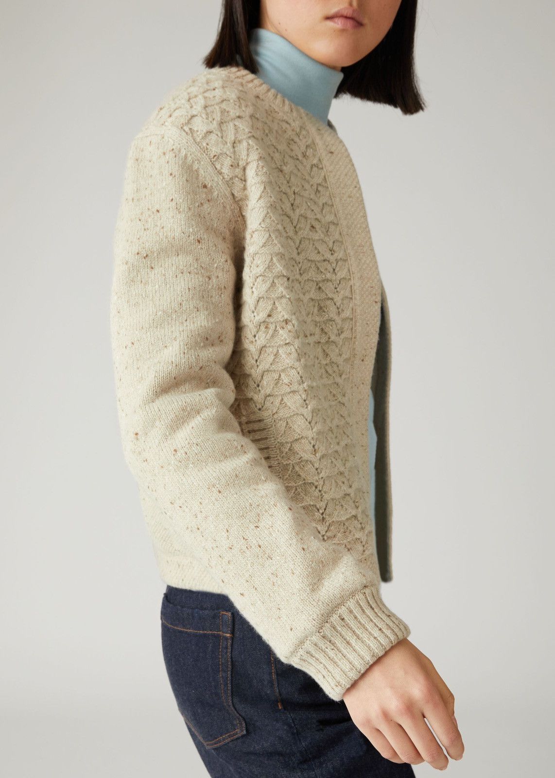 Loro Piana o1srvl11e0125 Roundneck Cashmere Cardigan in Beige Size L / US 10 / IT 46 - 4 Thumbnail