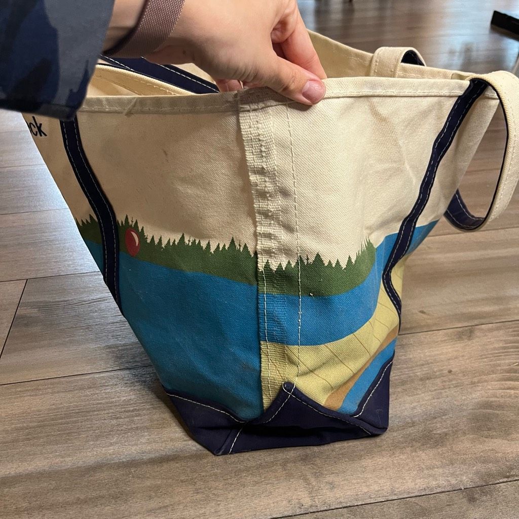 L.L. Bean LL Bean Large Boat & Tote Canvas Beach Bag Dog Chasing Ball Size ONE SIZE - 6 Thumbnail