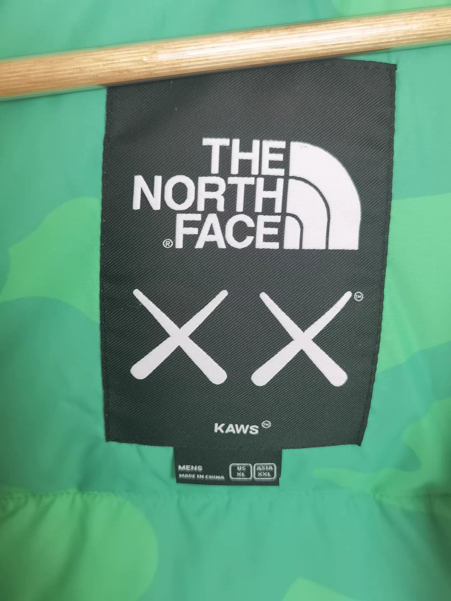 The North Face The North Face x KAWS Down Jacket K17 Size US XL / EU 56 / 4 - 3 Thumbnail