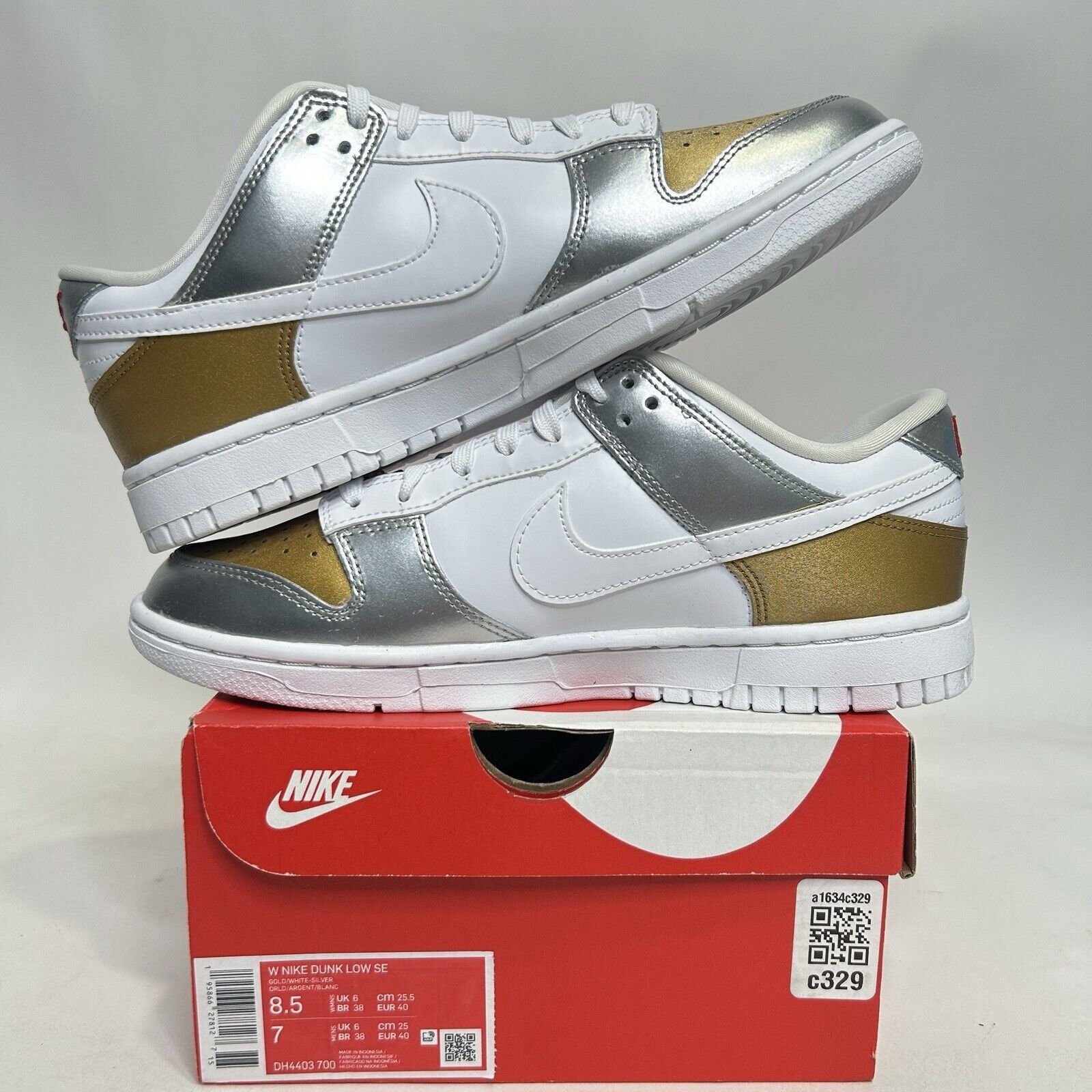 Nike Nike Dunk Low WMNS SE “Heirloom” 2024 Size US 8.5 / IT 38.5 - 3 Thumbnail