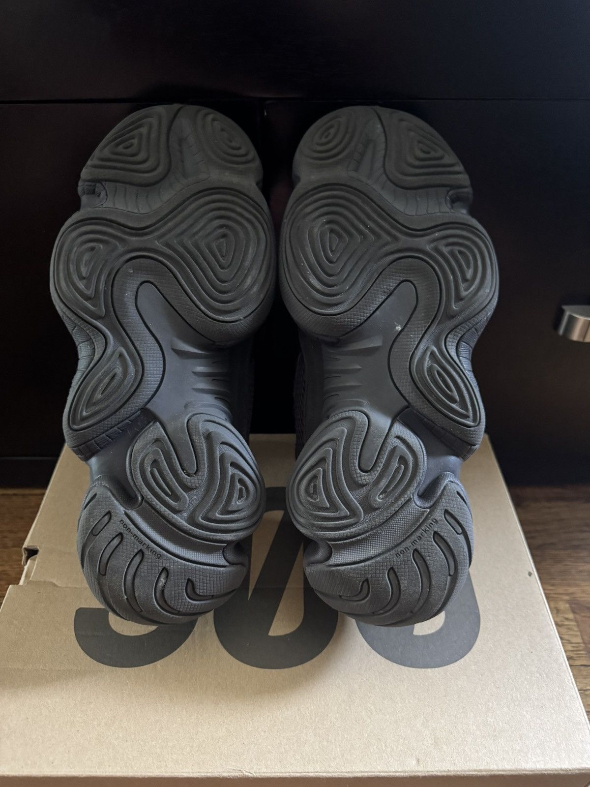 Adidas Adidas Yeezy 500 'Utility Black' Size US 10 / EU 43 - 10 Thumbnail