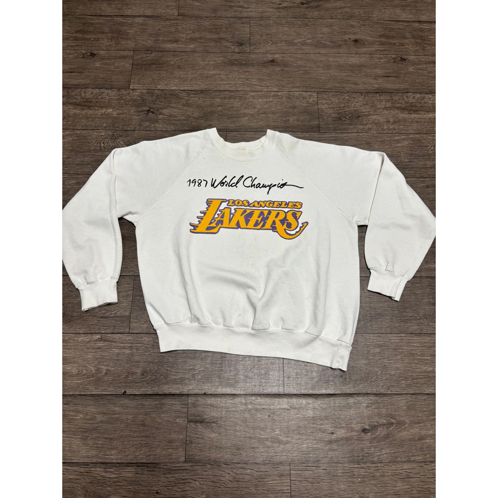 NBA × Vintage VTG LA Lakers 1987 Champion Magic Johnson MVP Sweatshirt M Size US M / EU 48-50 / 2 - 1 Thumbnail