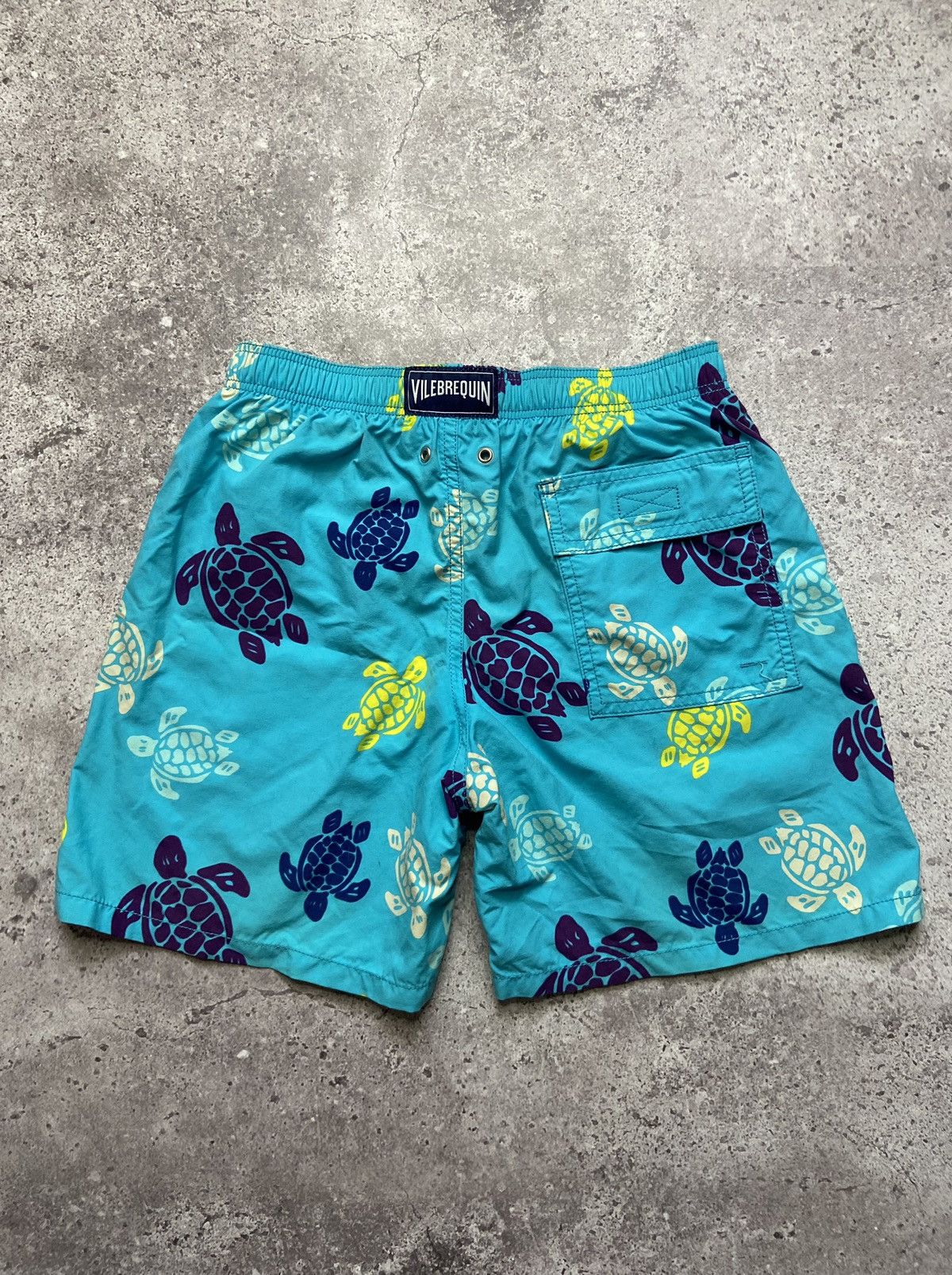 Vilebrequin Vilebrequin Turtle Print Beach Kids Shorts Size US 26 / EU 42 - 1 Thumbnail