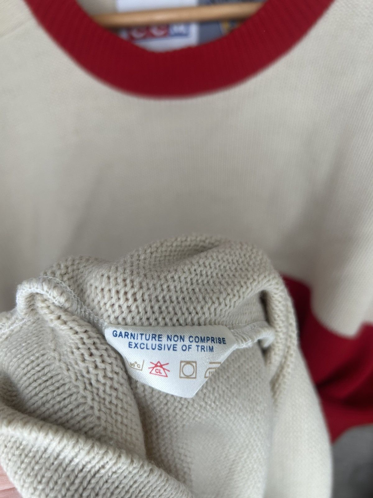 Ccm Vintage CCM Detroit Red Wings Heritage Knit Jersey Size US XL / EU 56 / 4 - 9 Thumbnail