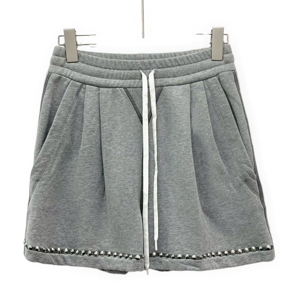 Miu Miu Miu Miu Grey Rivet Design Casual Shorts K26WX Size 25" / US 0 / IT 36 - 1 Thumbnail