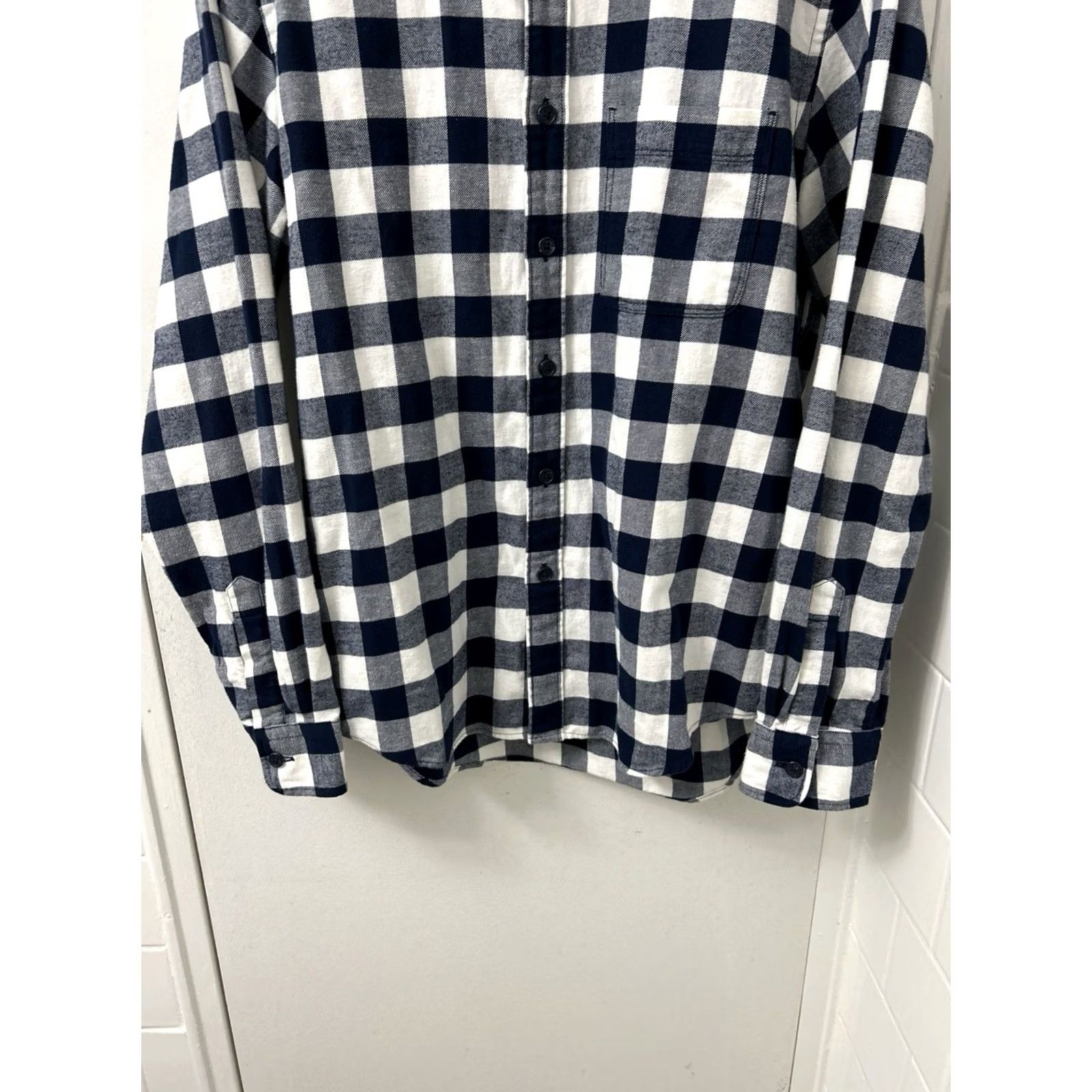 Uniqlo UNIQLO Button-Up Shirt Mens Small Blue Gingham Flannel Long Sleeve L/S Casual Mens Regular Fit Vintage No Size US S / EU 44-46 / 1 - 3 Thumbnail