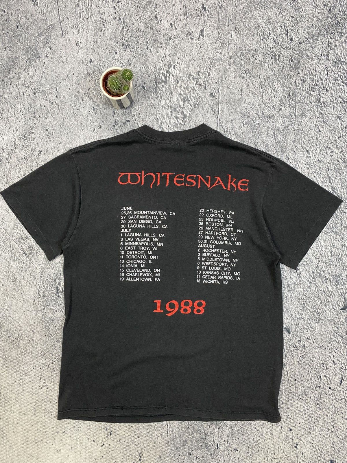Vintage Vintage WhiteSnake 1988 USA single stich T-shirt Size US M / EU 48-50 / 2 - 2 Thumbnail