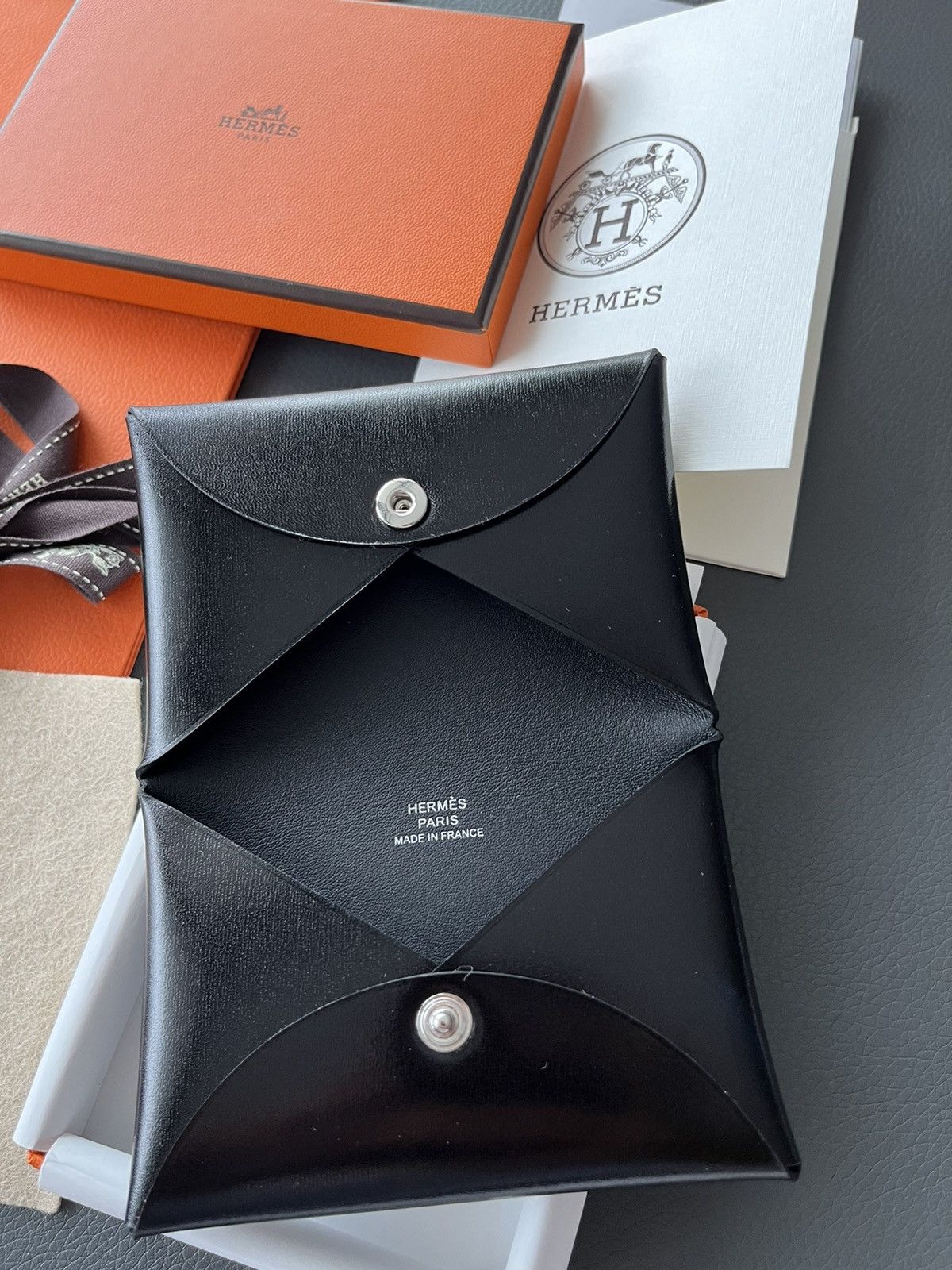 Hermes Extremely Rare Hermes Calvi Wallet Box Leather Size ONE SIZE - 7 Thumbnail