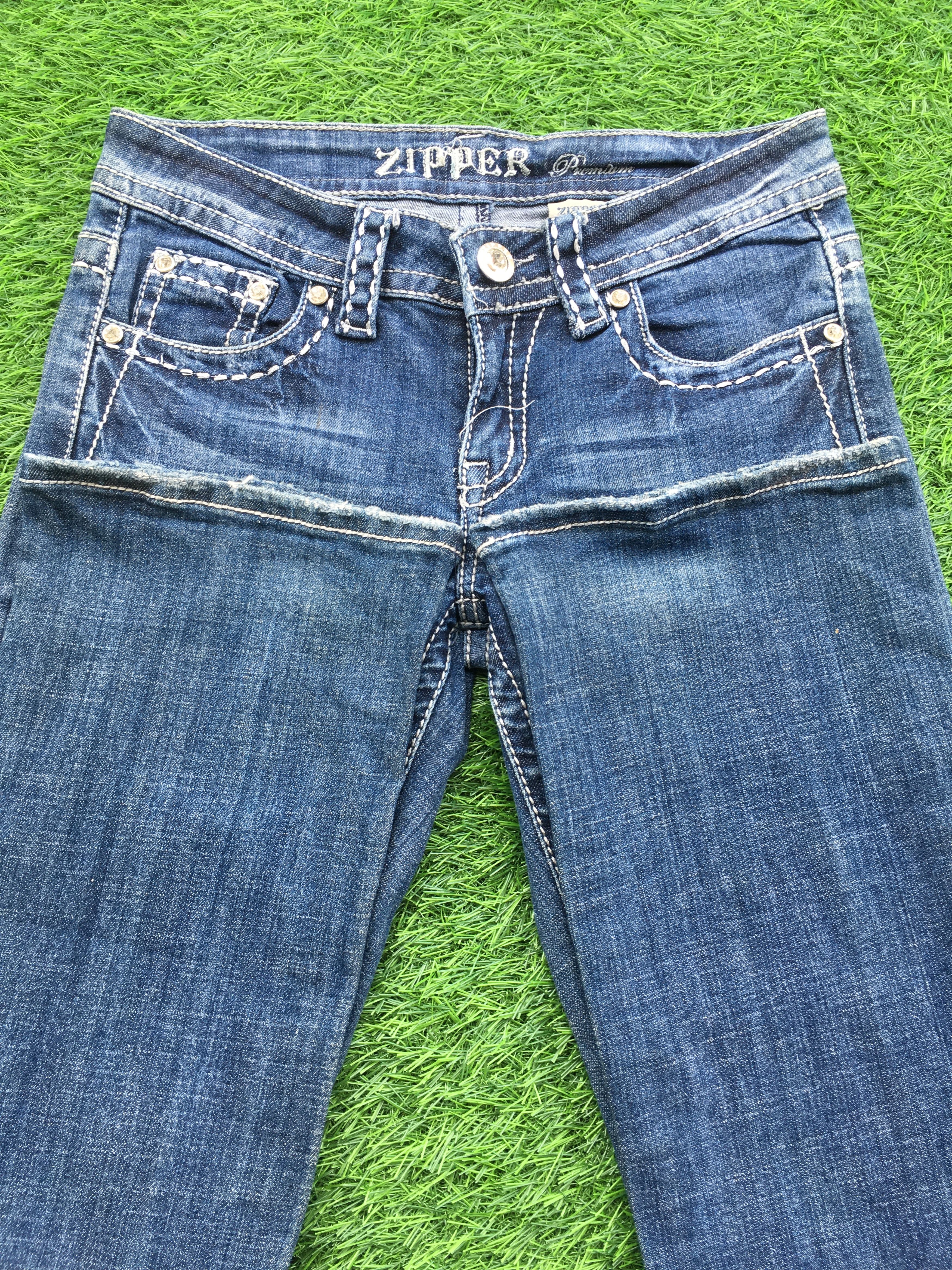 Designer × Jean Cross Embellished Bootcut Jeans D-985 Size 26" / US 2 / IT 38 - 6 Thumbnail