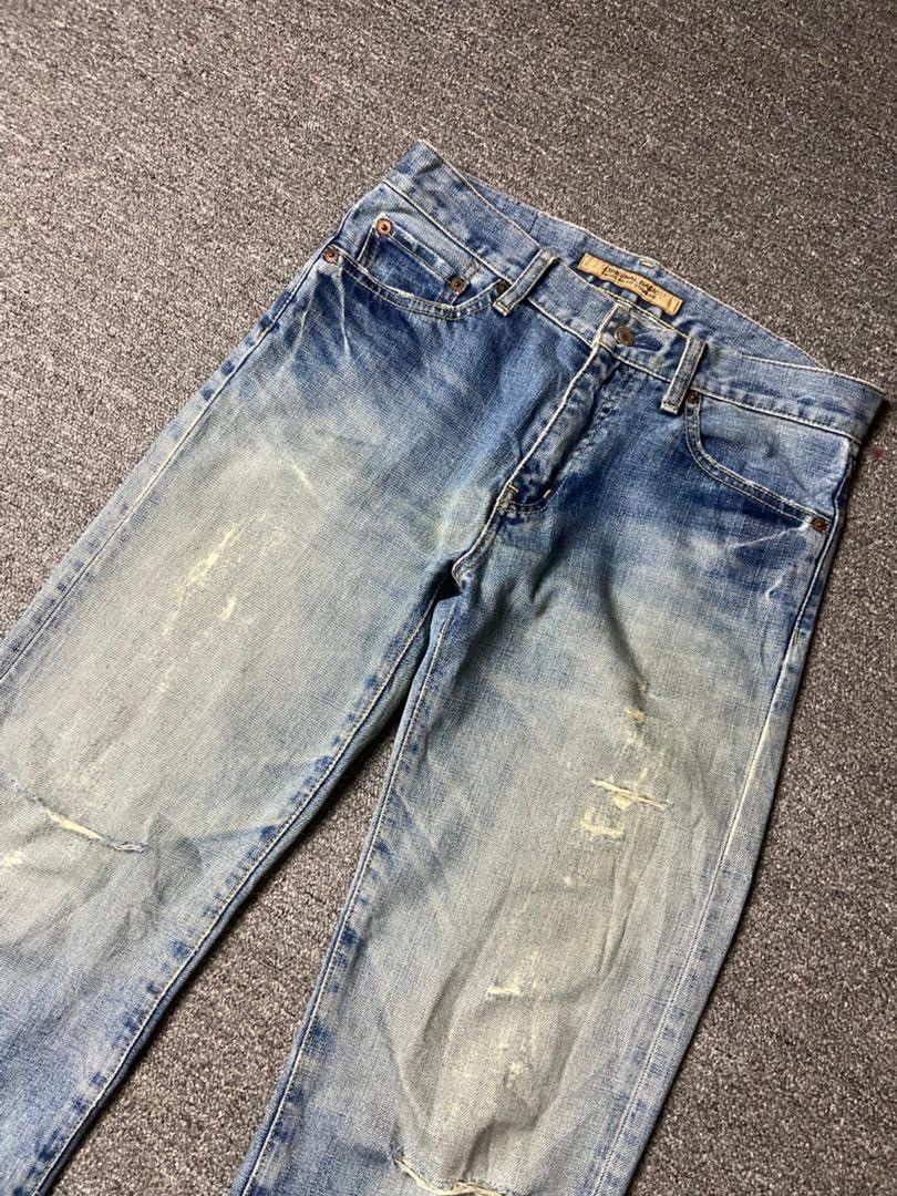 Uniqlo Uniqlo Original Basic Regular Fit Straight Jeans (175) Size US 31 - 9 Thumbnail