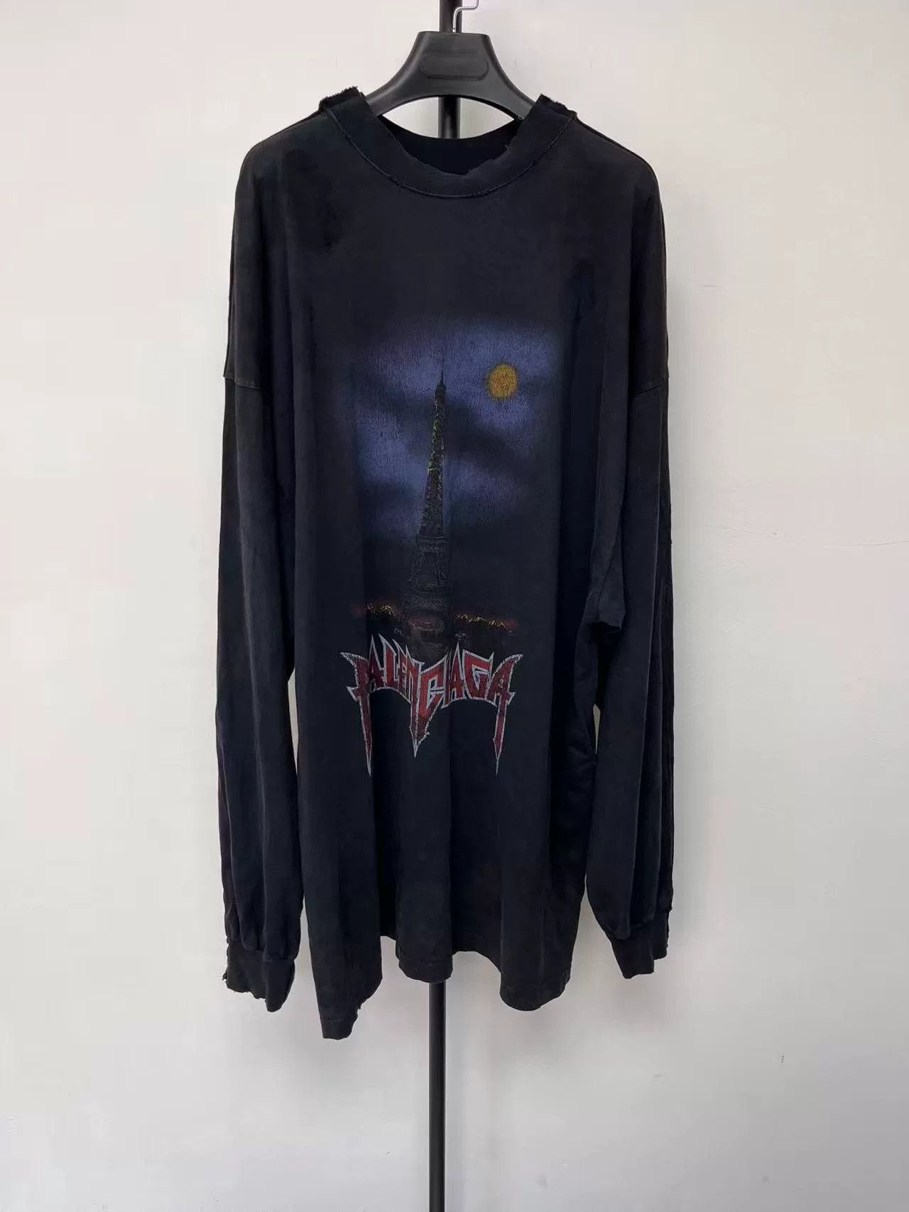 Balenciaga Balenciaga Logo Print Loose Long Sleeve T-shirt Size US XS / EU 42 / 0 - 1 Thumbnail