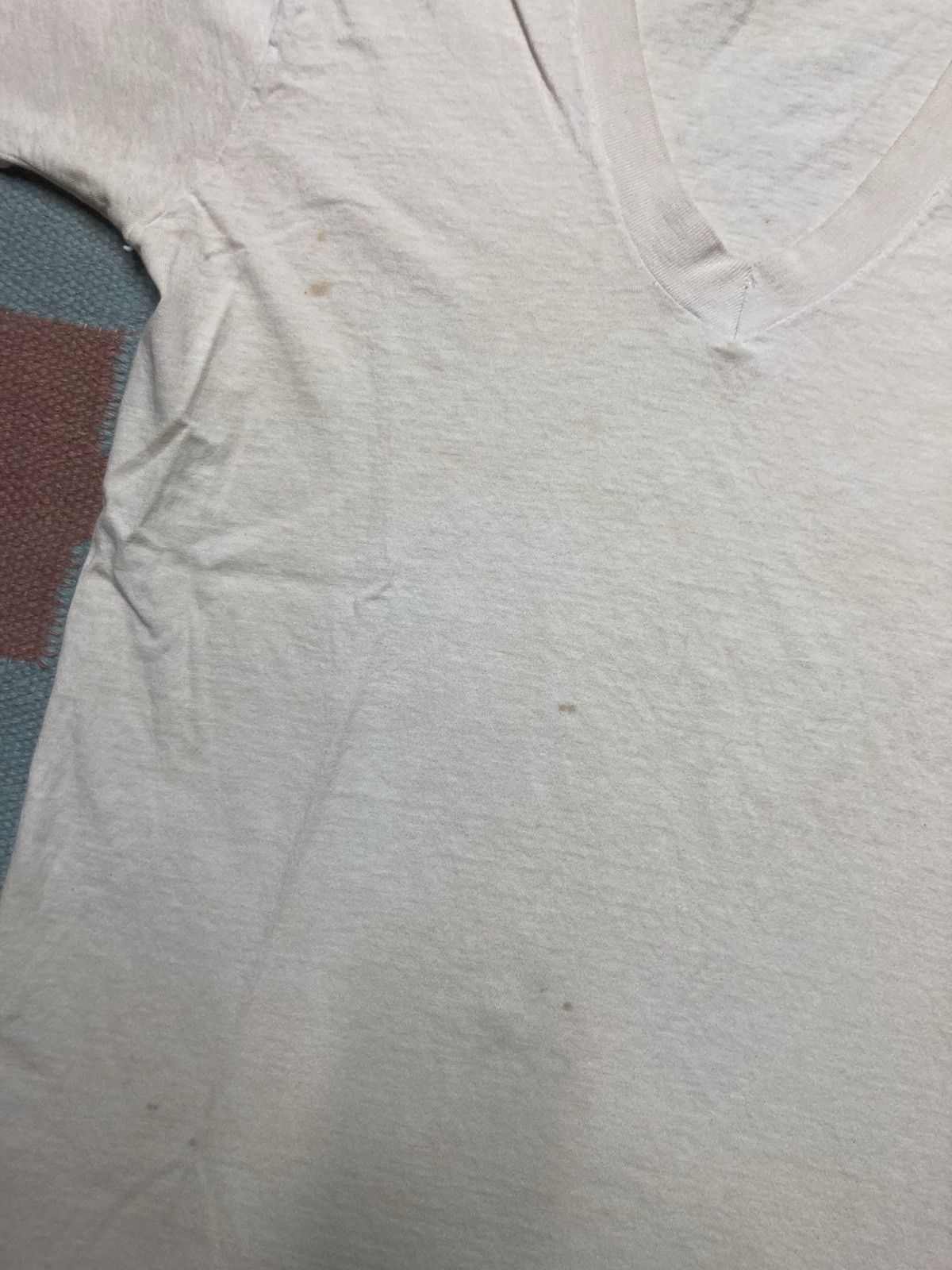 Vintage 80s blank white t shirt v neck BVD grunge soft cotton S Size US S / EU 44-46 / 1 - 3 Thumbnail