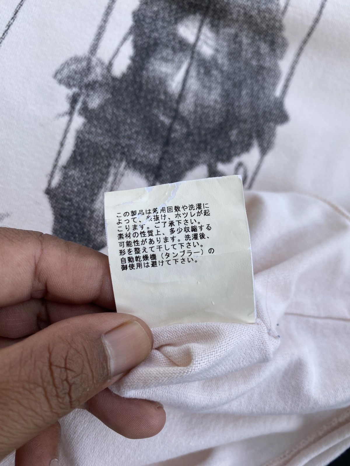 Undercover Undercover SS06 Reverse Seam Guitar Puppet Tee Bob Dylan Size US L / EU 52-54 / 3 - 16 Thumbnail