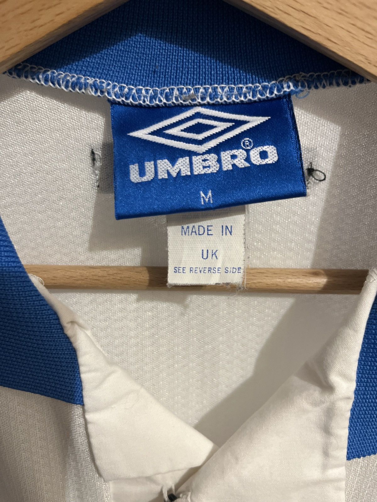 Umbro Inter Milan vintage umbro kit Size US M / EU 48-50 / 2 - 5 Thumbnail