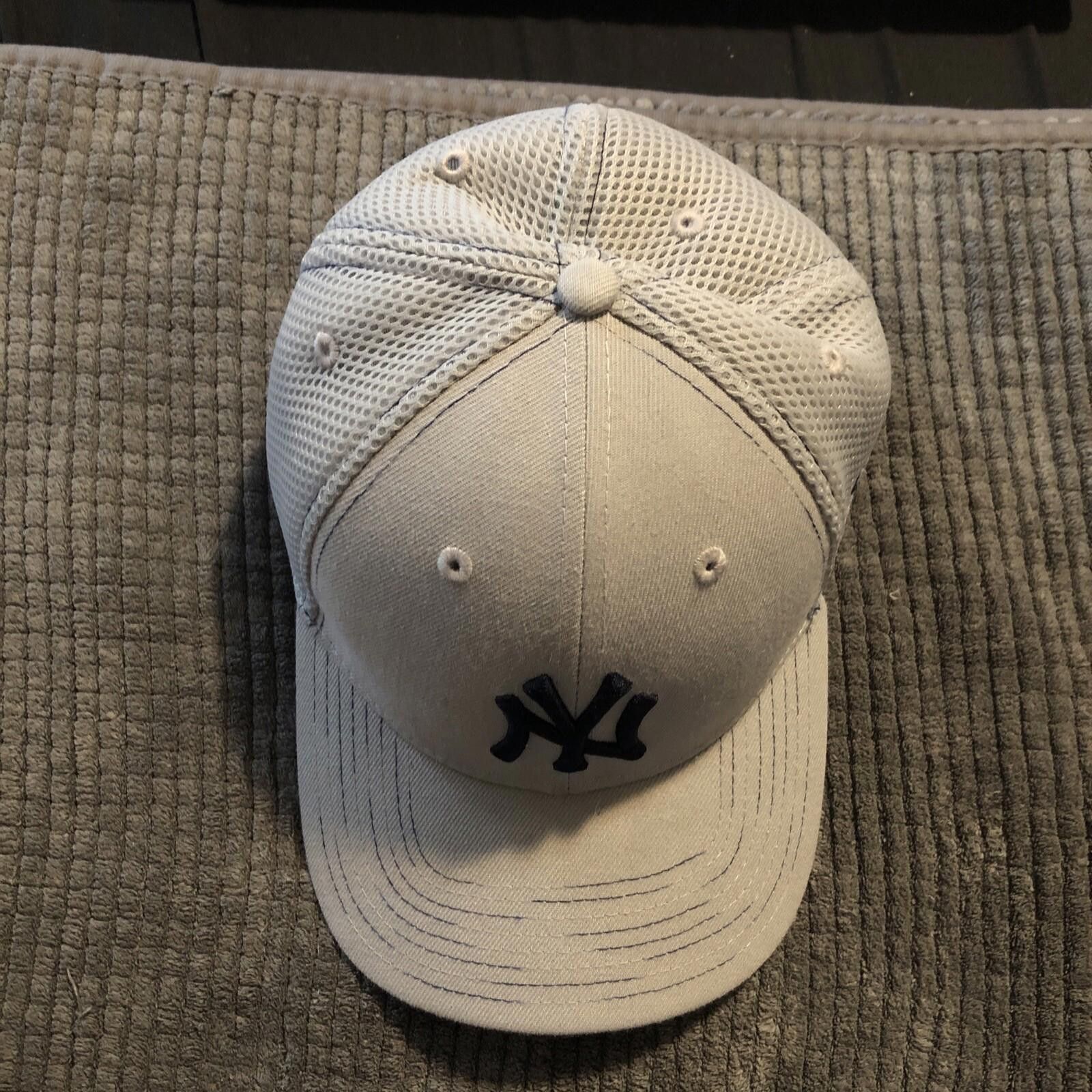 New Era New Era MLB NEO 39Thirty Stretch Fit Cap, Gray, M/L Yankees Size ONE SIZE - 2 Thumbnail