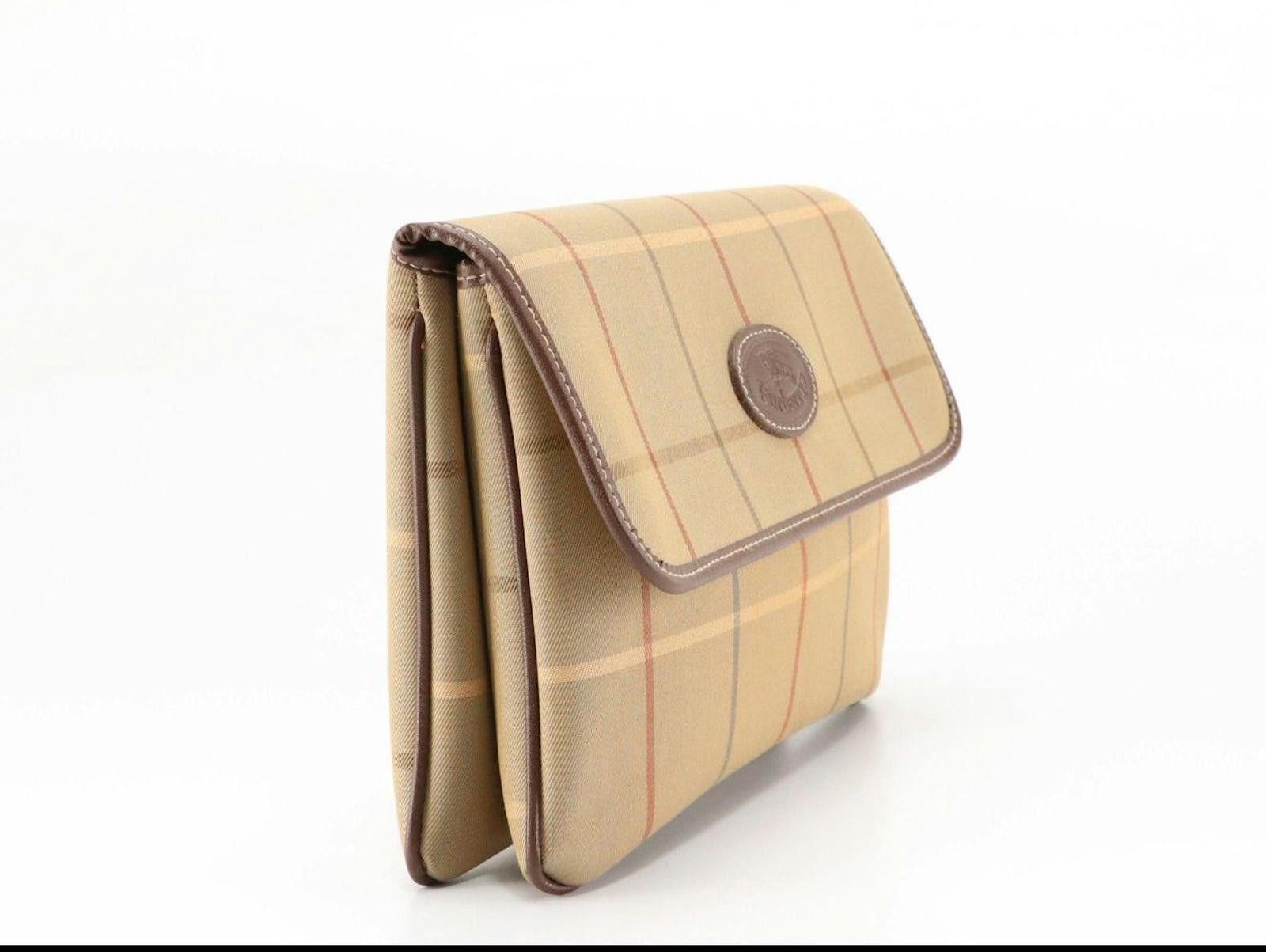 Burberry Vintage Nova Burberry Beige Plaid Clutch Bag Size ONE SIZE - 2 Thumbnail
