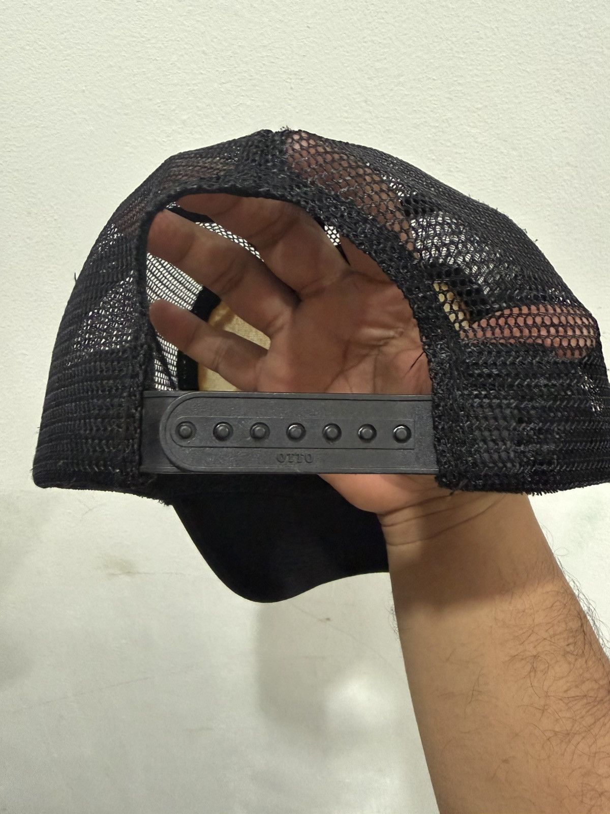 Chrome Hearts Vintage Chrome Hearts Distress Trucker Hat Size ONE SIZE - 7 Thumbnail