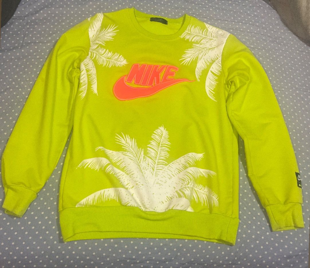 Nike Neon green Nike crewneck sweatshirt with palm tree design Size US M / EU 48-50 / 2 - 2 Thumbnail