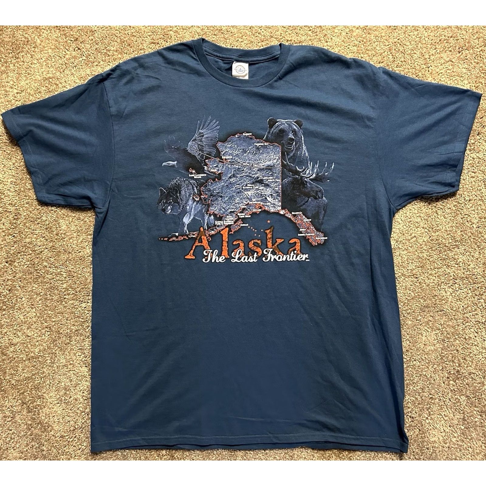 Delta VINTAGE Delta Alaska The Last Frontier Wildlife Black T-Shirt Men XL Crew Neck Short Sleeve 2000s Animals NWT Size US XL / EU 56 / 4 - 2 Thumbnail