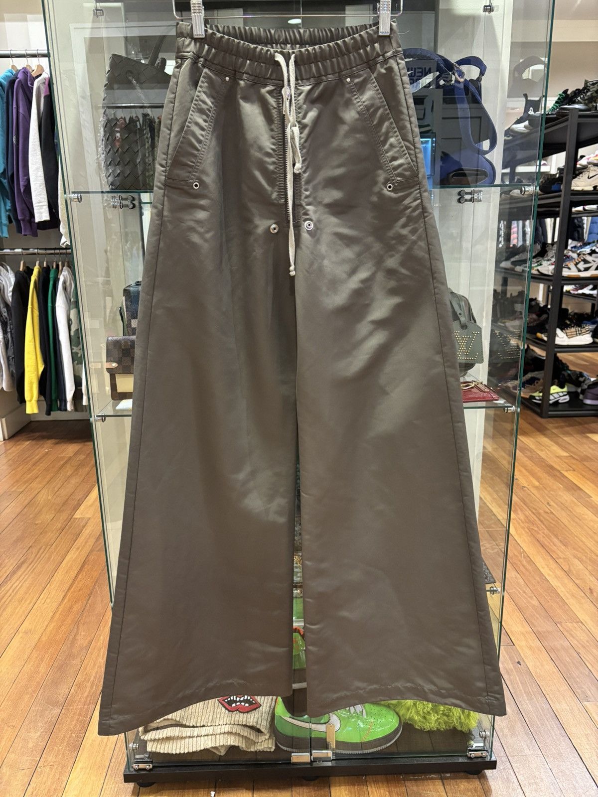 Rick Owens Rick Owens Wide Bela Dust Pants Size US 28 / EU 44 - 1 Thumbnail