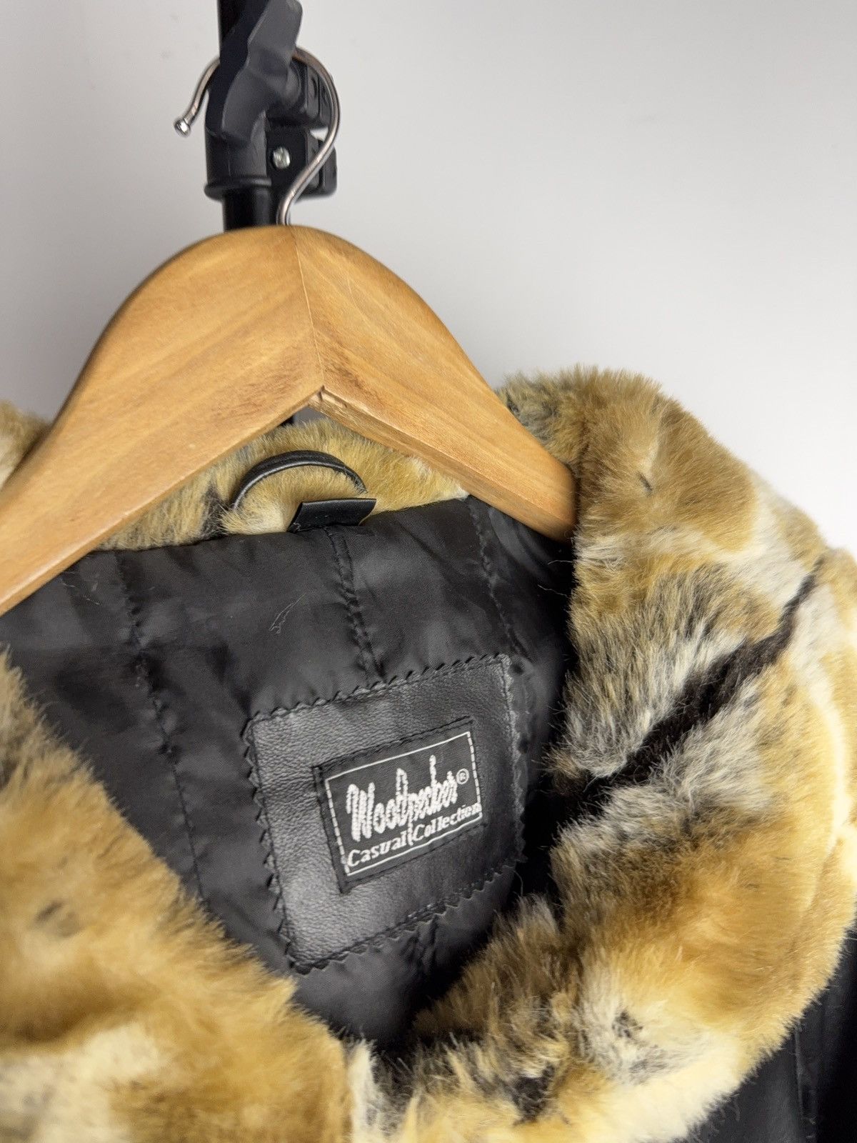 Japanese Brand Woodpecker Leather Coat Faux Fur Collar Casual Collection Size M / US 6-8 / IT 42-44 - 4 Thumbnail