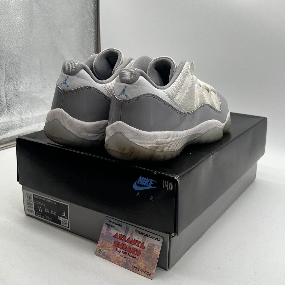 Jordan Brand Air Jordan 11 low cement grey Size US 11 / EU 44 - 5 Thumbnail