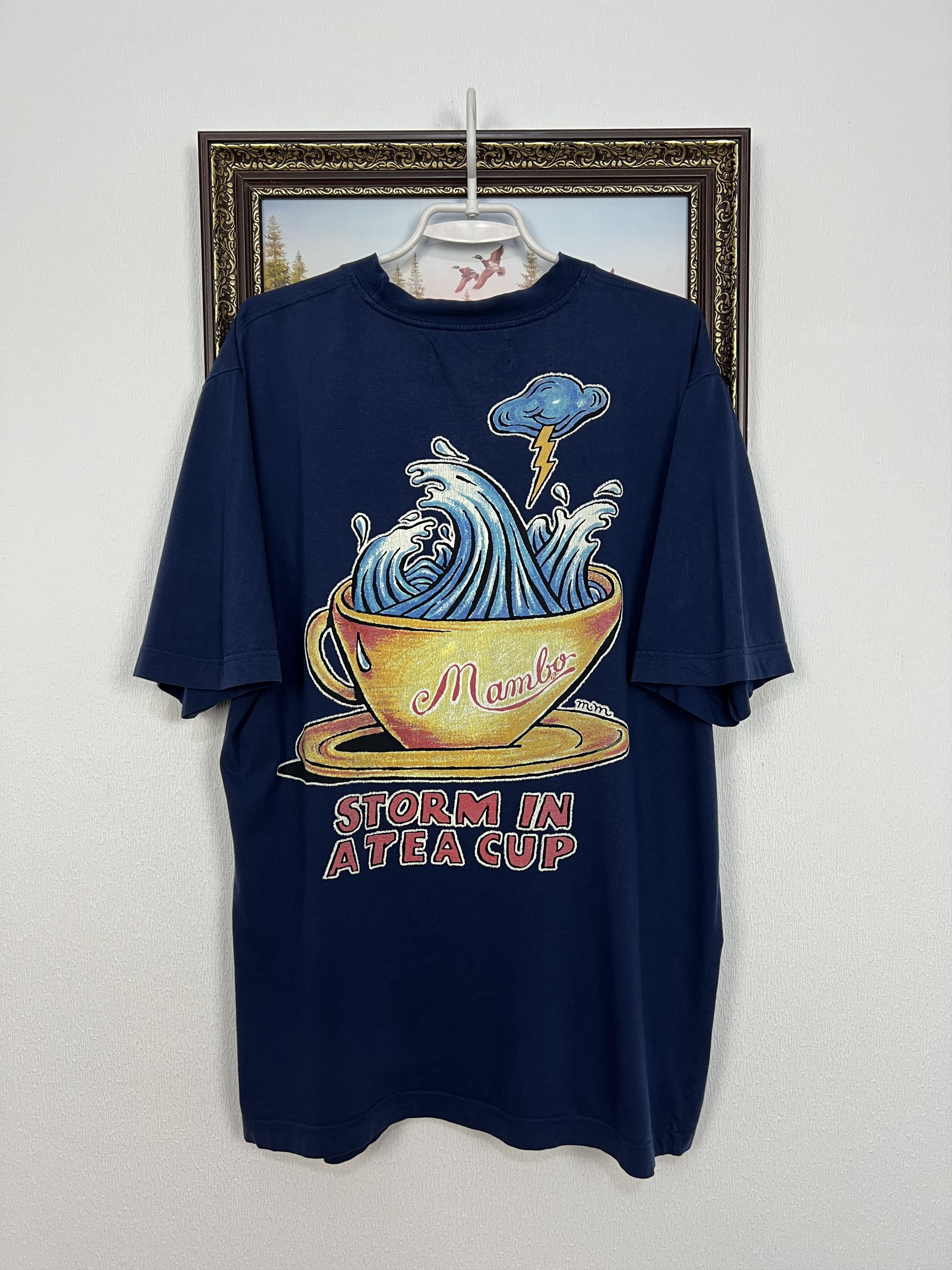 Vintage Vintage 90's Mambo Storm In A Tea Cup Tee Over Print Shirt Size US L / EU 52-54 / 3 - 1 Thumbnail
