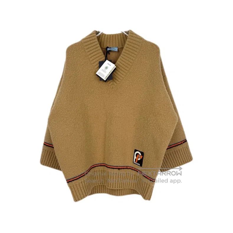Prada Prada Camel-coloured hard rubber logo sheep wool sweater Size XS / US 0-2 / IT 36-38 - 1 Thumbnail