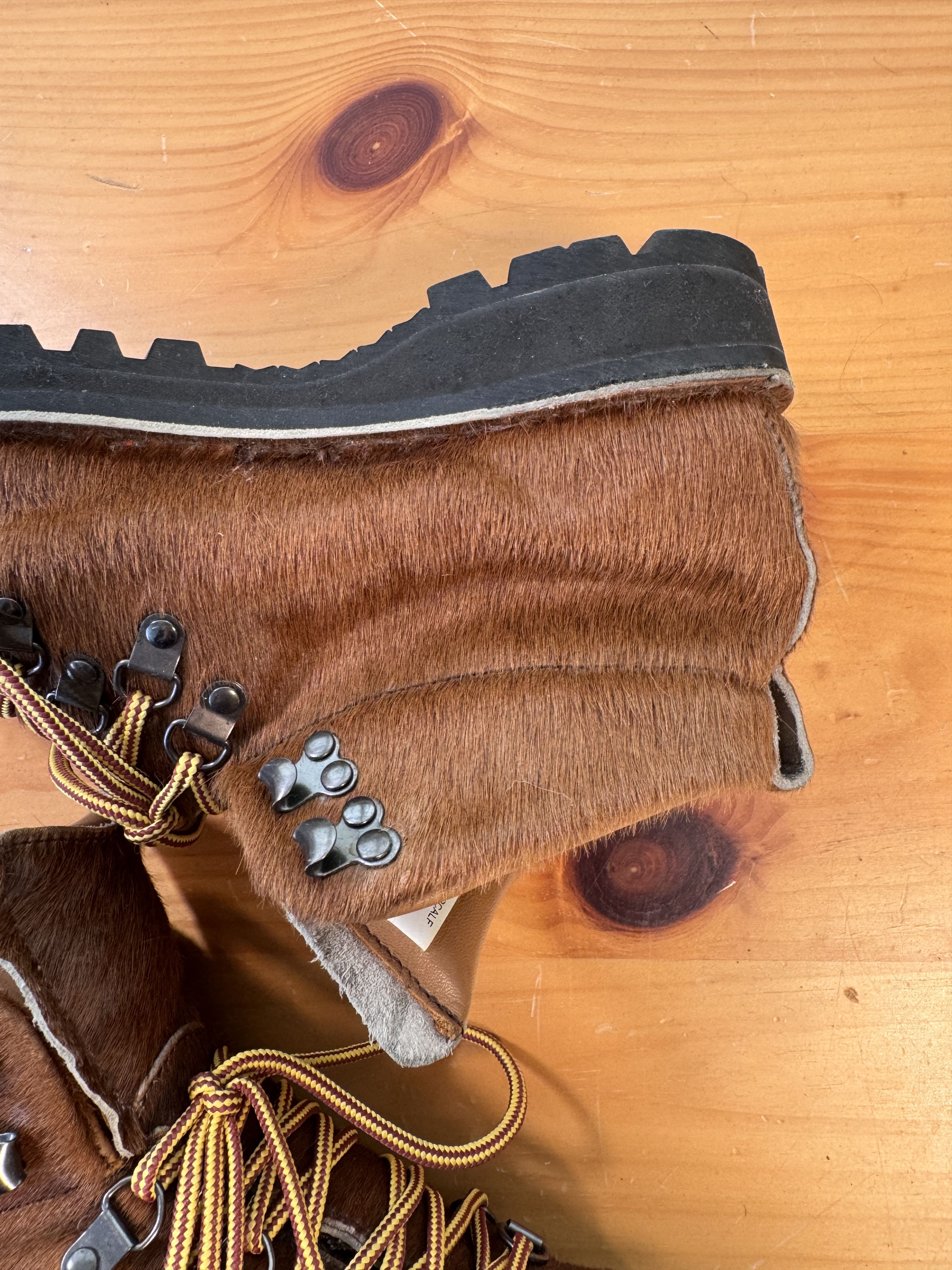 Danner Danner Fur Boots Size US 7.5 / EU 40-41 - 2 Thumbnail
