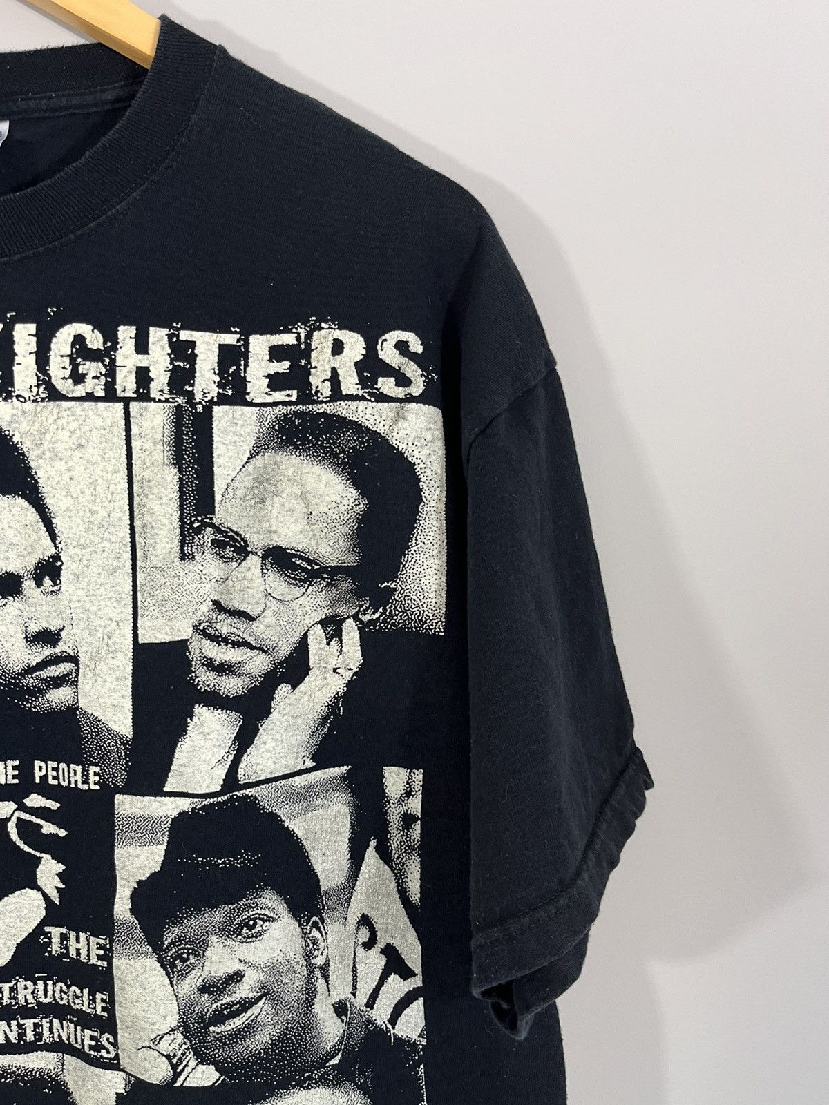 Vintage FREEDOM FIGHTERS Revolutionary History Tee Size US XL / EU 56 / 4 - 6 Thumbnail