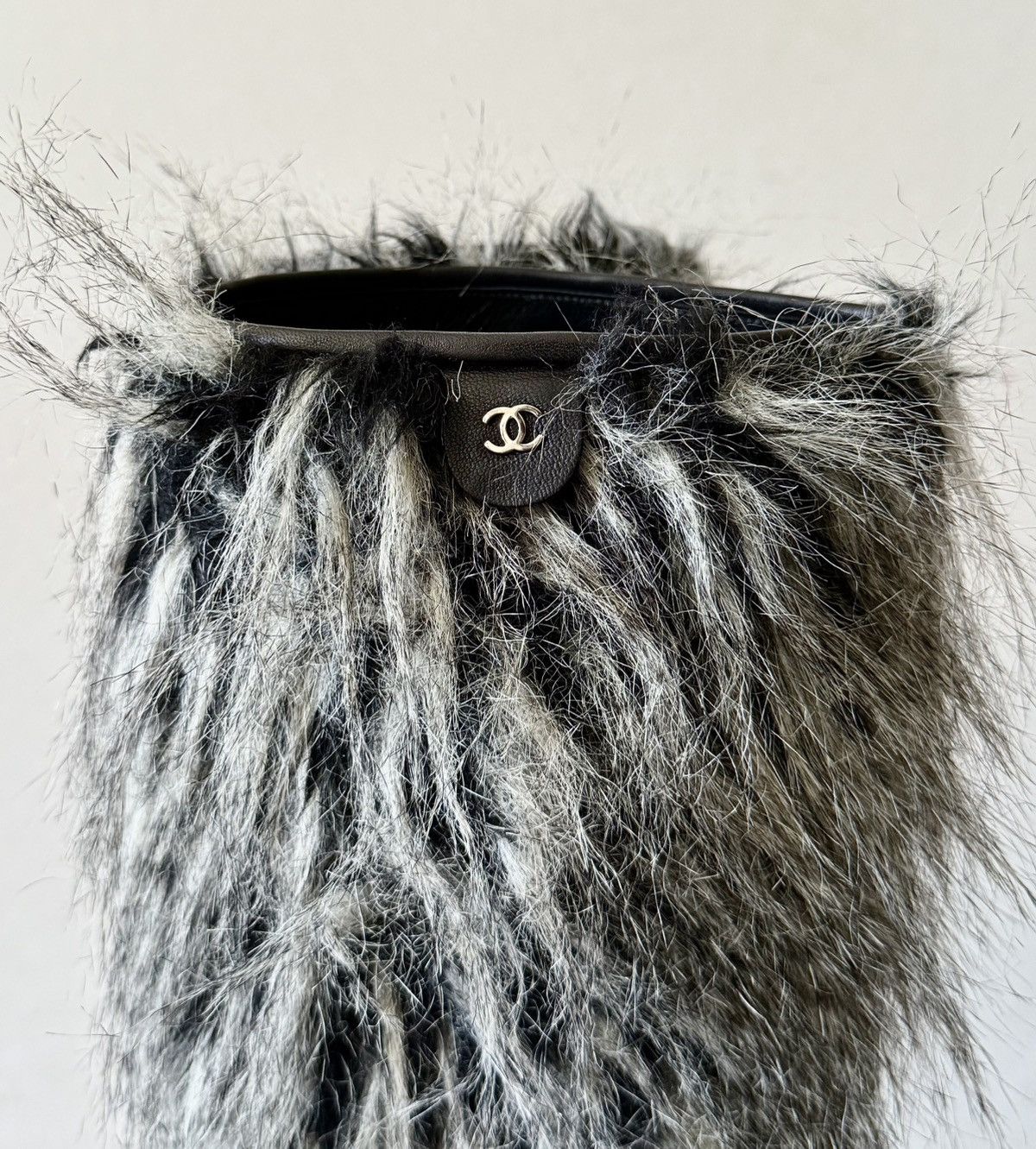 Chanel Chanel - FW2010 - Faux Fur Fantasy -Yeti Boots -Icicle Heels Size US 7 / IT 37 - 8 Thumbnail