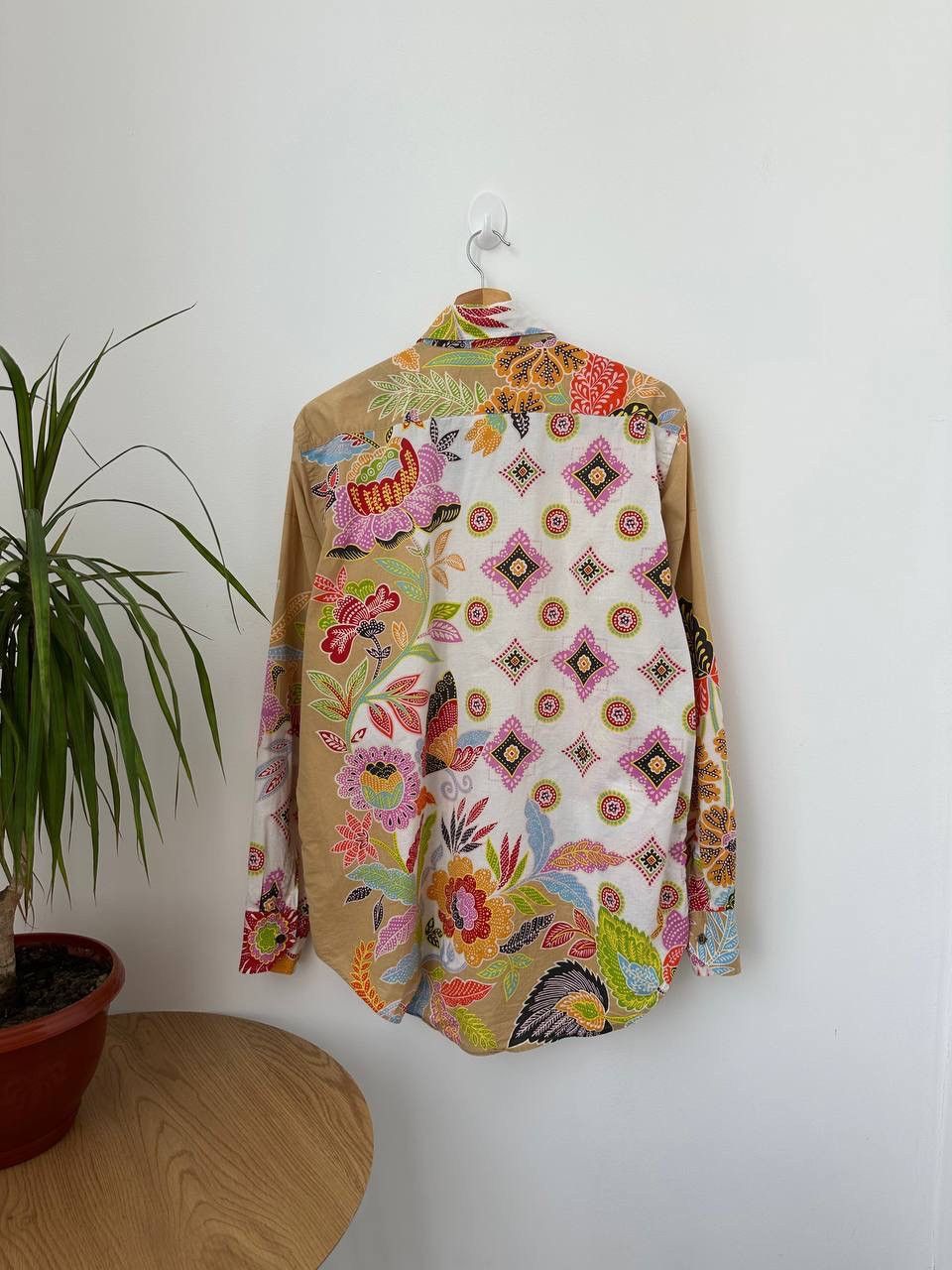 Etro × Vintage Vintage Etro Flowers Beige Womens Shirt Size L / US 10 / IT 46 - 8 Thumbnail