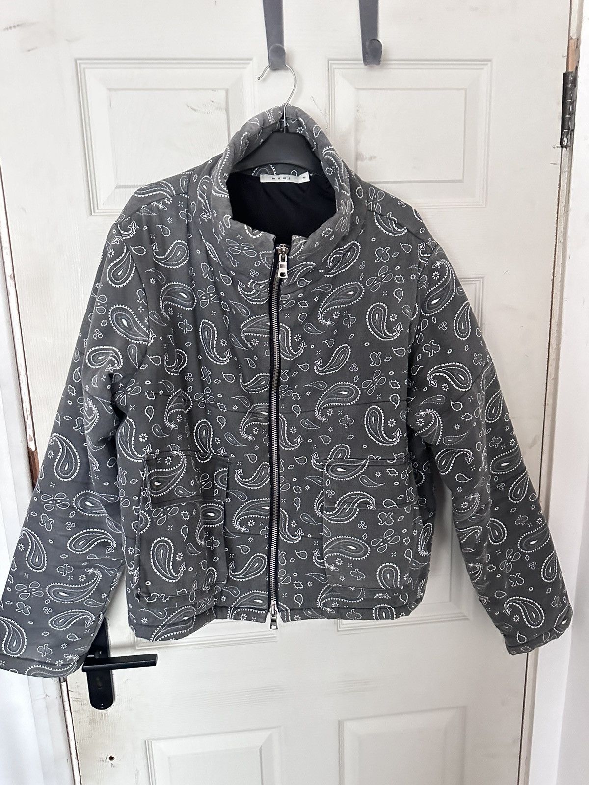 MNML Grey Paisley Cropped Jacket Size US M / EU 48-50 / 2 - 3 Thumbnail