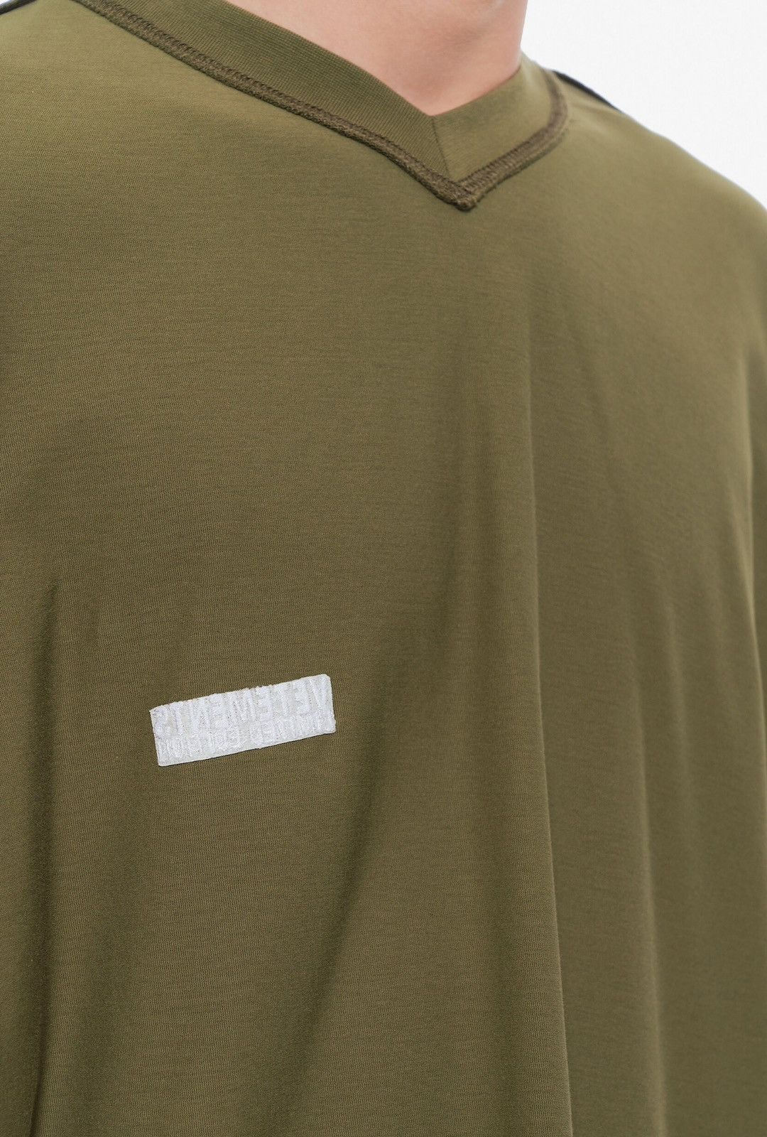 Designer × Vetements Last Size Vetements Oversized V-Neck Cotton Reglan Size US M / EU 48-50 / 2 - 3 Thumbnail