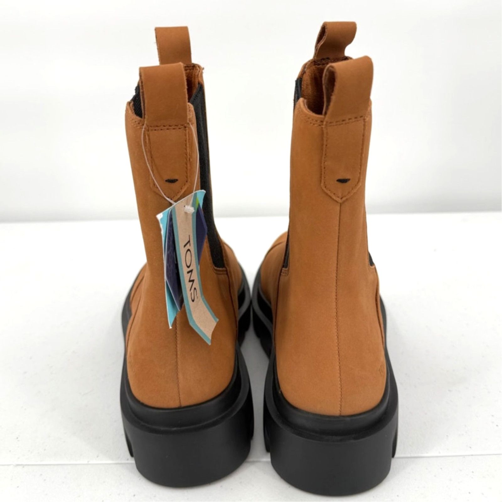 Toms NWT TOMS Rowan Chelsea Lug Boots Water Resistant Tan Leather Size US 9 / IT 39 - 3 Thumbnail