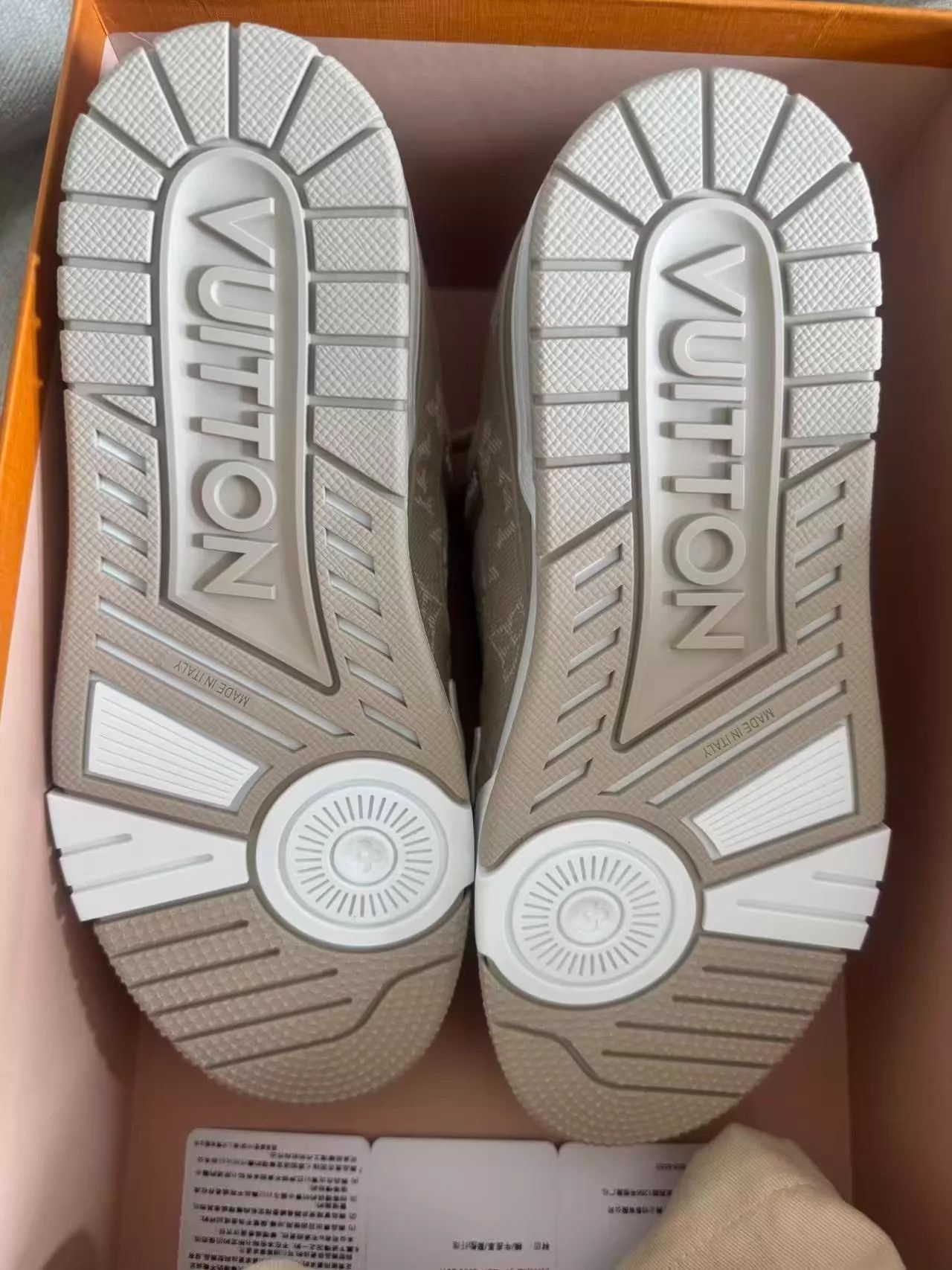Louis Vuitton LV Trainer Khaki 38 New Full Set 2026 Updated Size US 7.5 / IT 37.5 - 4 Thumbnail