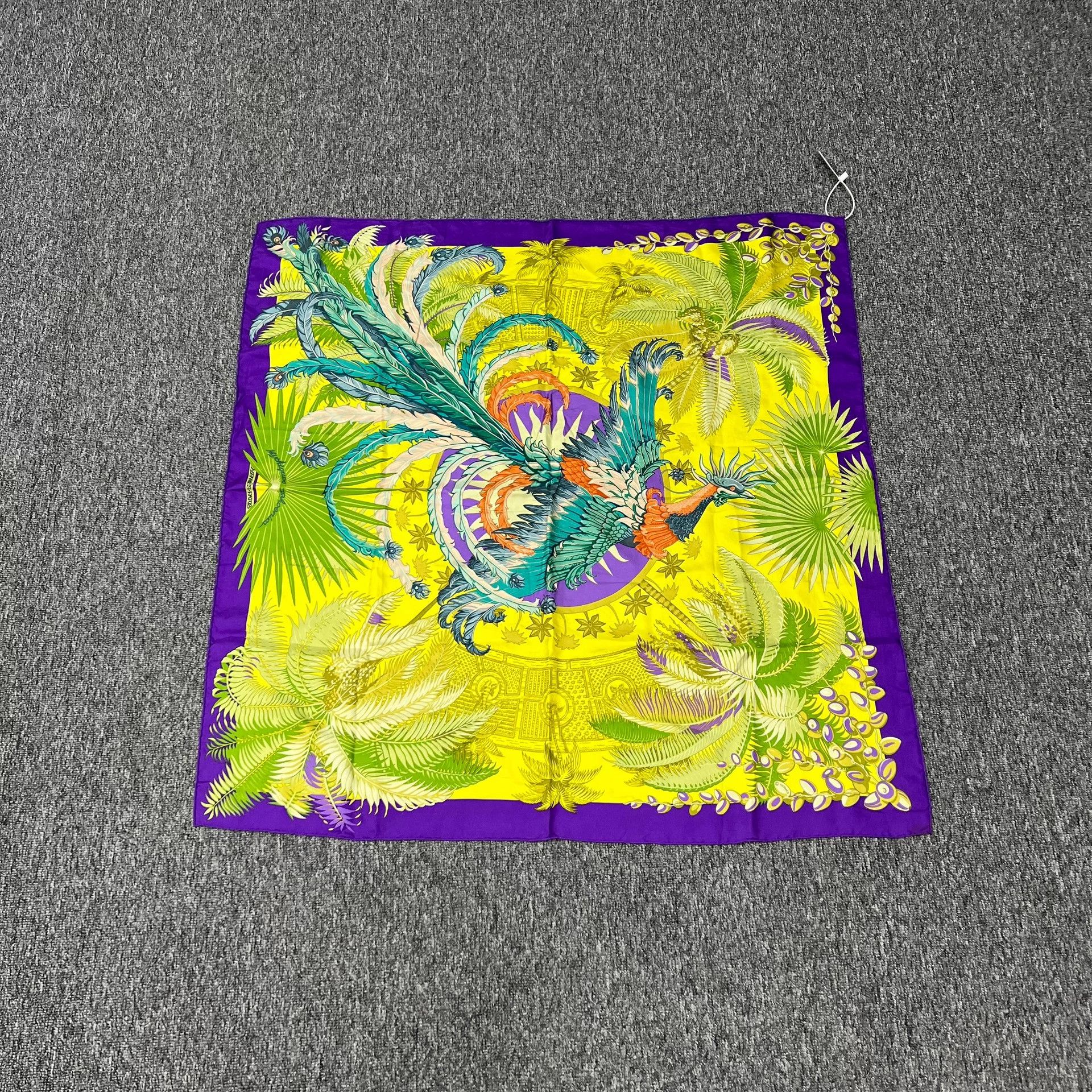 Hermes Hermes 90x90 Scarf 99New Purple Gold Phoenix Jungle Rare Size ONE SIZE - 1 Thumbnail