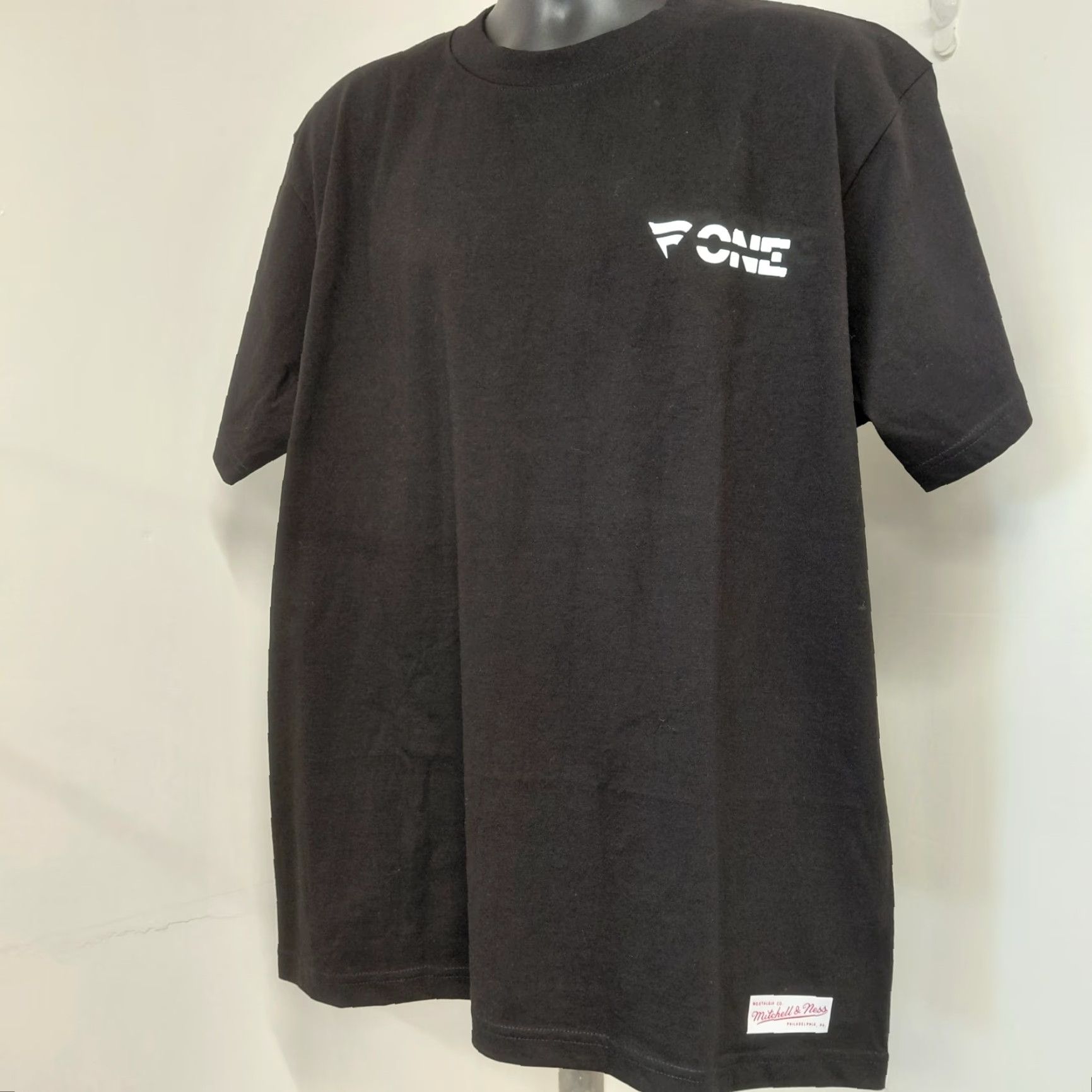 Mitchell & Ness Mitchell & Ness Fanatics One Logo T-Shirt Men's Size XL Black Heritage Short Sleeve Size US XL / EU 56 / 4 - 3 Thumbnail