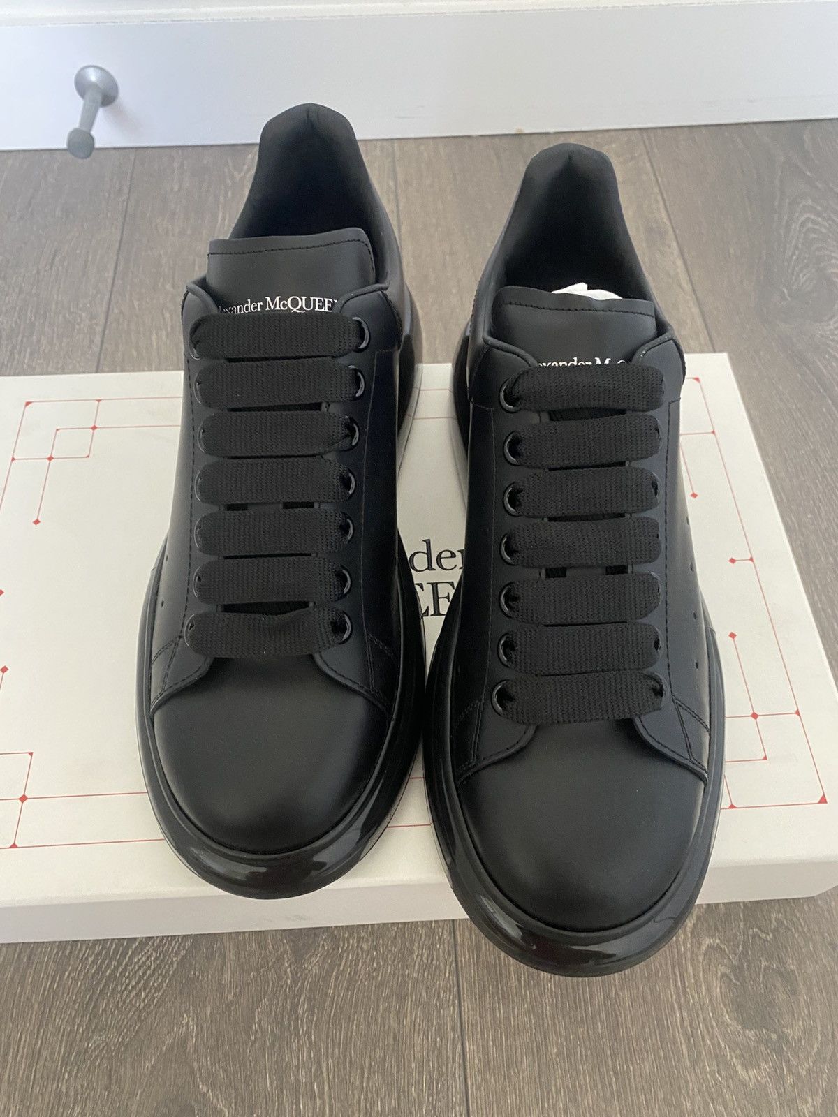 Alexander McQueen Alexander McQueens Black Transparent sole Size US 7 / EU 40 - 4 Thumbnail