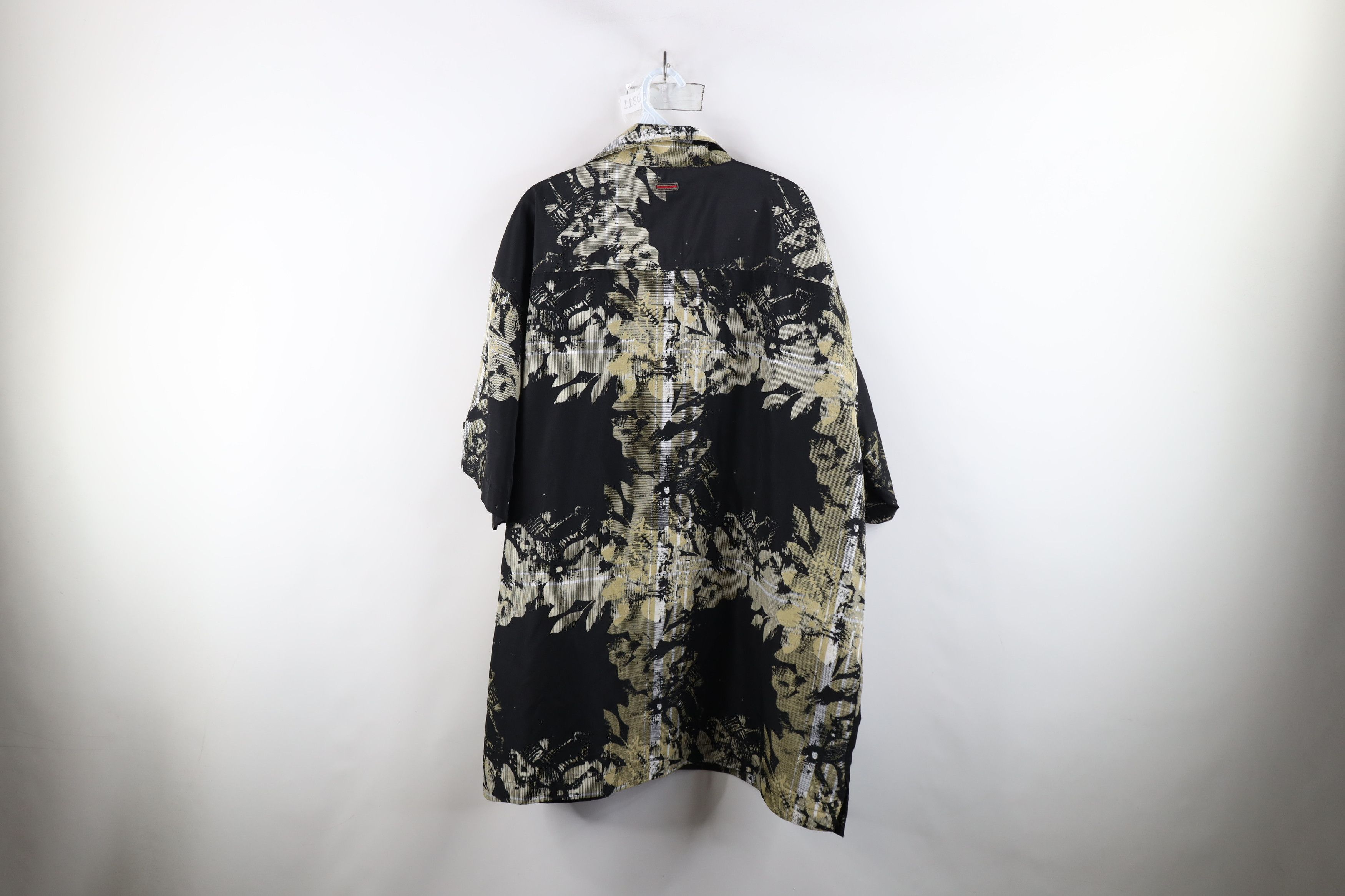Fubu × Vintage Vintage 90s Y2K FUBU Baggy Flower Hawaiian Button Shirt Size US XXL / EU 58 / 5 - 13 Thumbnail