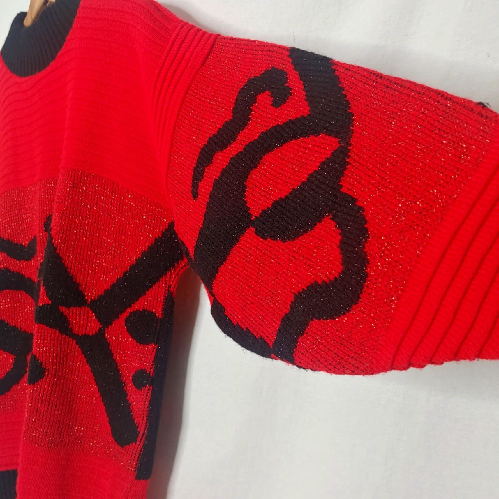 Vintage VINTAGE Arielle Sweater Red Glitter Abstract 1980s L Large Knit Pullover Mock Neck Long Sleeve Women's Size L / US 10 / IT 46 - 7 Thumbnail