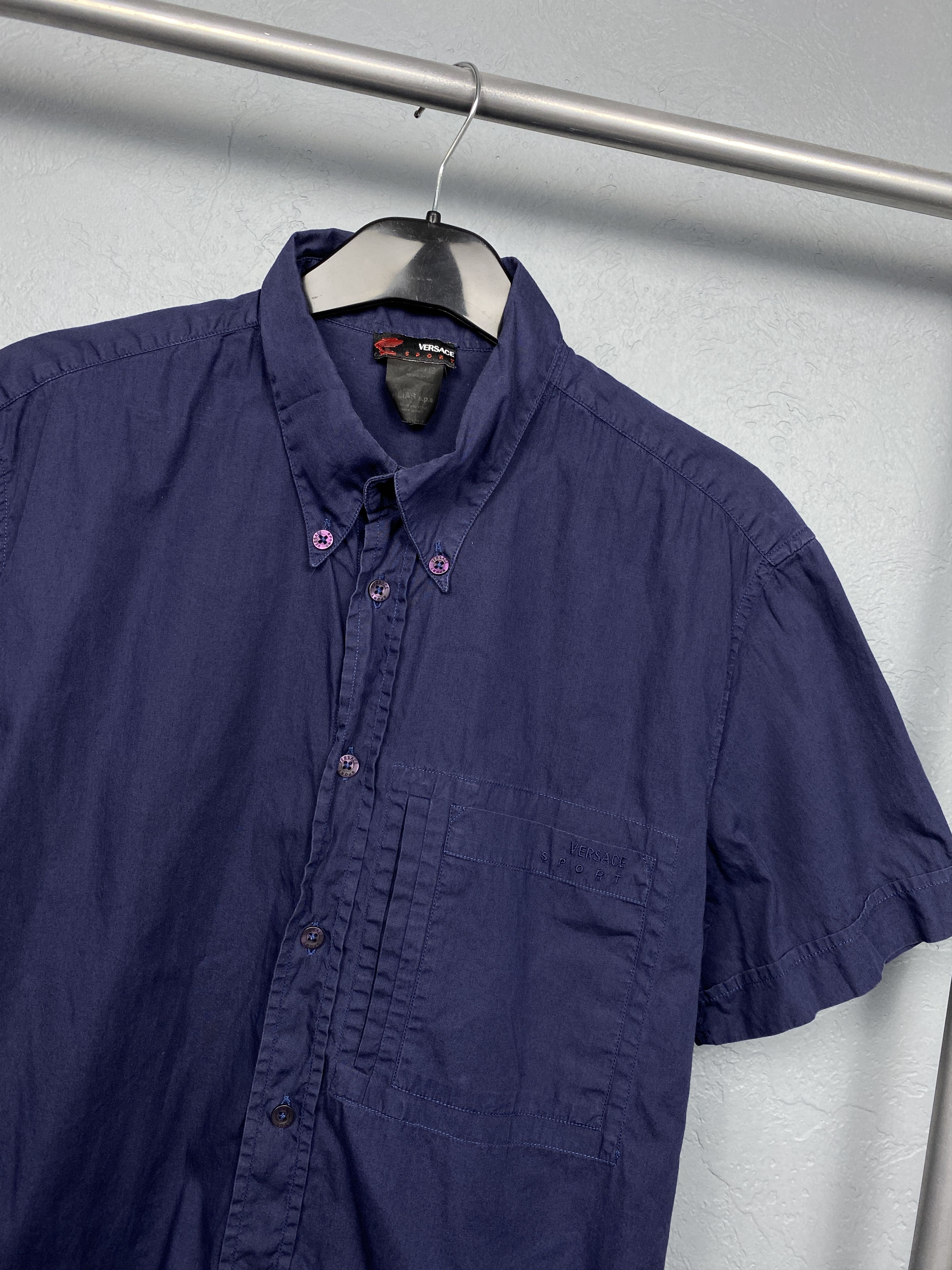 Versace Versace Sport Vintage Mens Short Sleeve Shirt Size US L / EU 52-54 / 3 - 2 Thumbnail