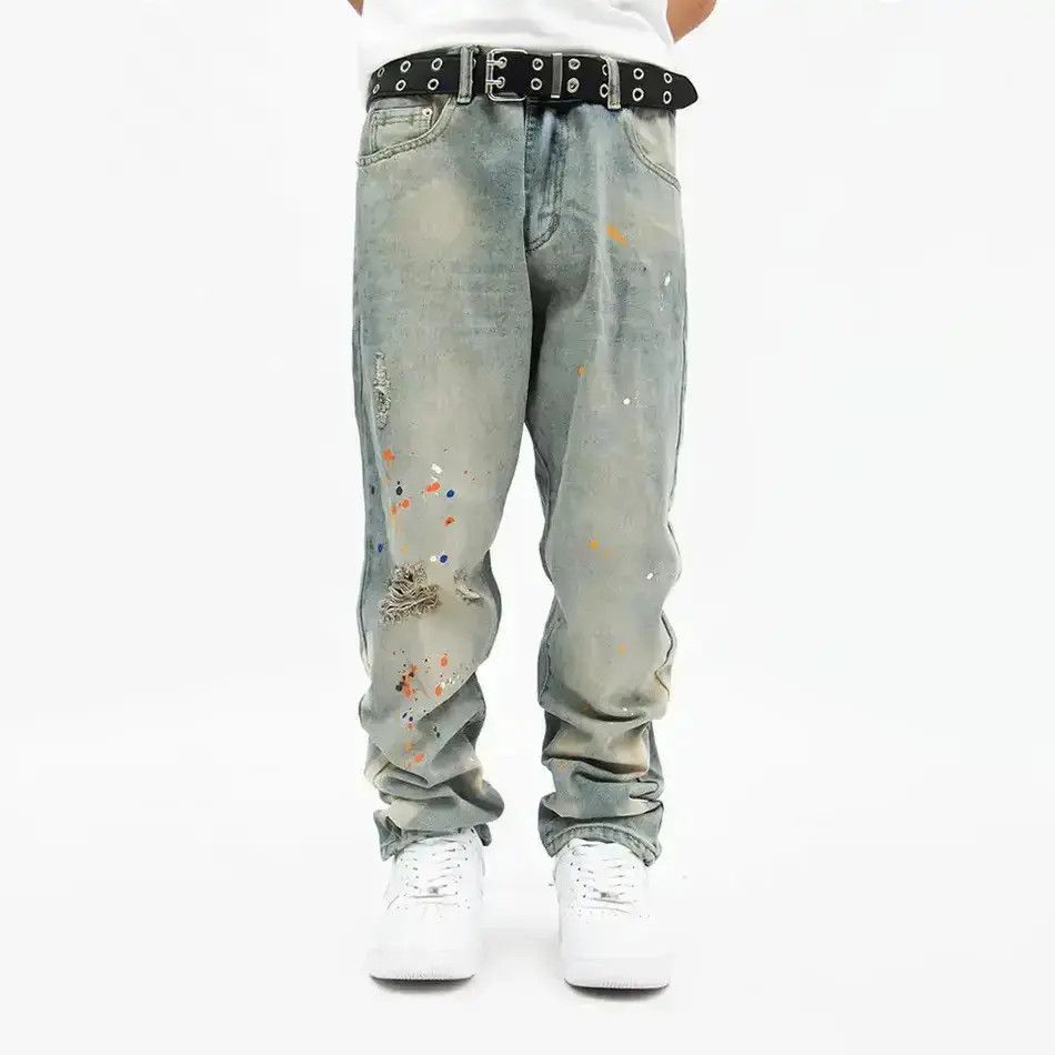 Distressed Washed-out Loose Thin Vaqueros
