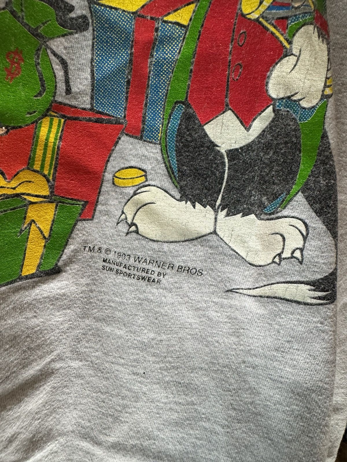Vintage × Warner Bros Vintage 1993 Looney Tunes Christmas Carol T-Shirt Size US XL / EU 56 / 4 - 2 Thumbnail