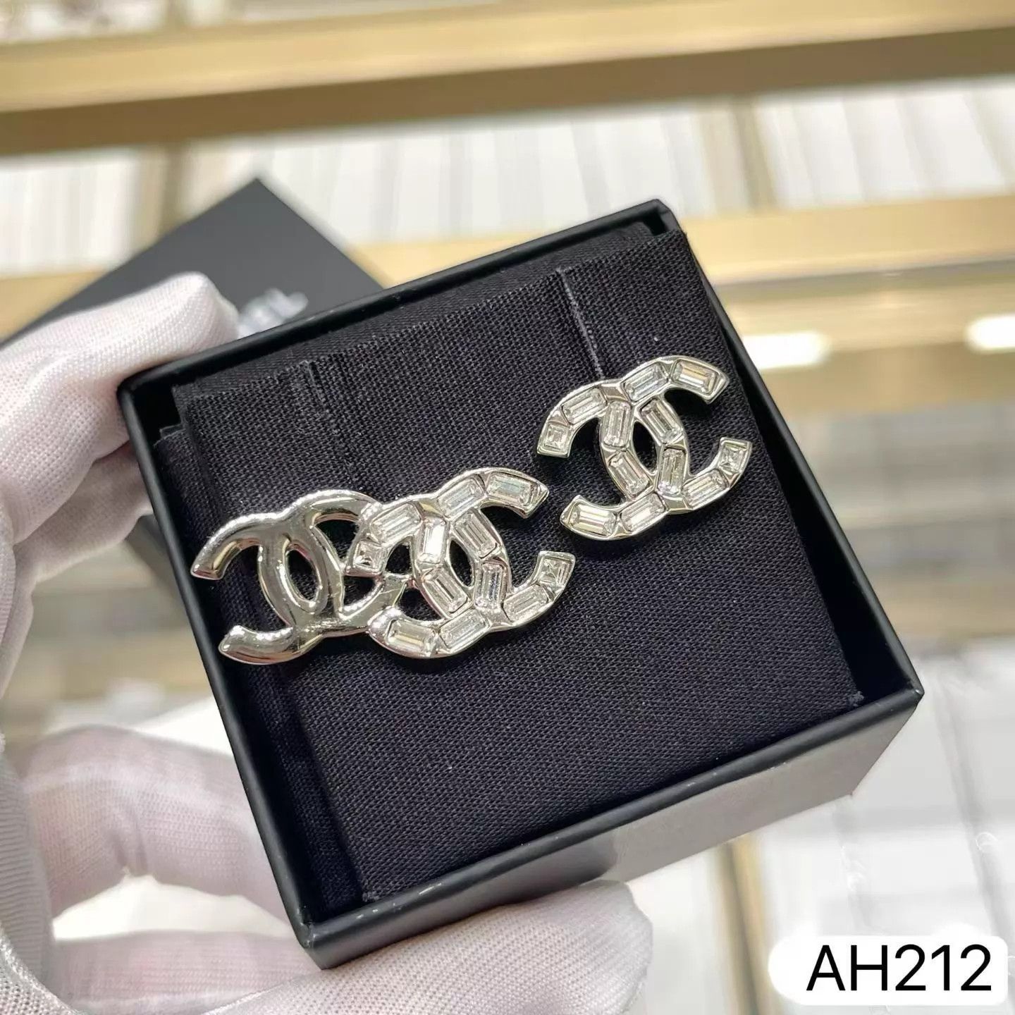 Chanel Chanel 22P Silver Asym Earrings New Box AH212 Size ONE SIZE - 2 Thumbnail