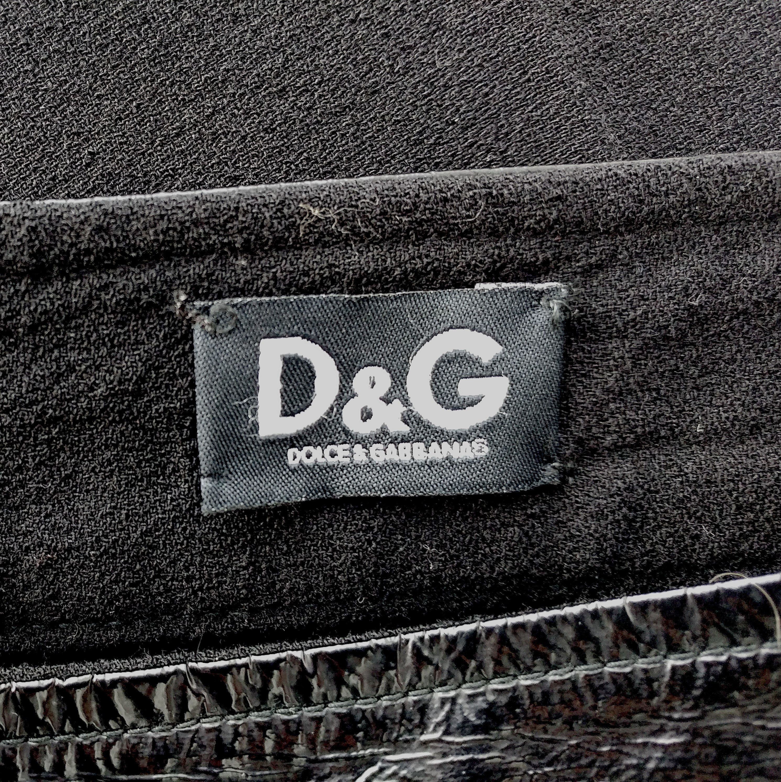 Dolce & Gabbana Y2K Black Wool Pencil Skirt w/ Patent Waistband Size 28" / US 6 / IT 42 - 5 Thumbnail