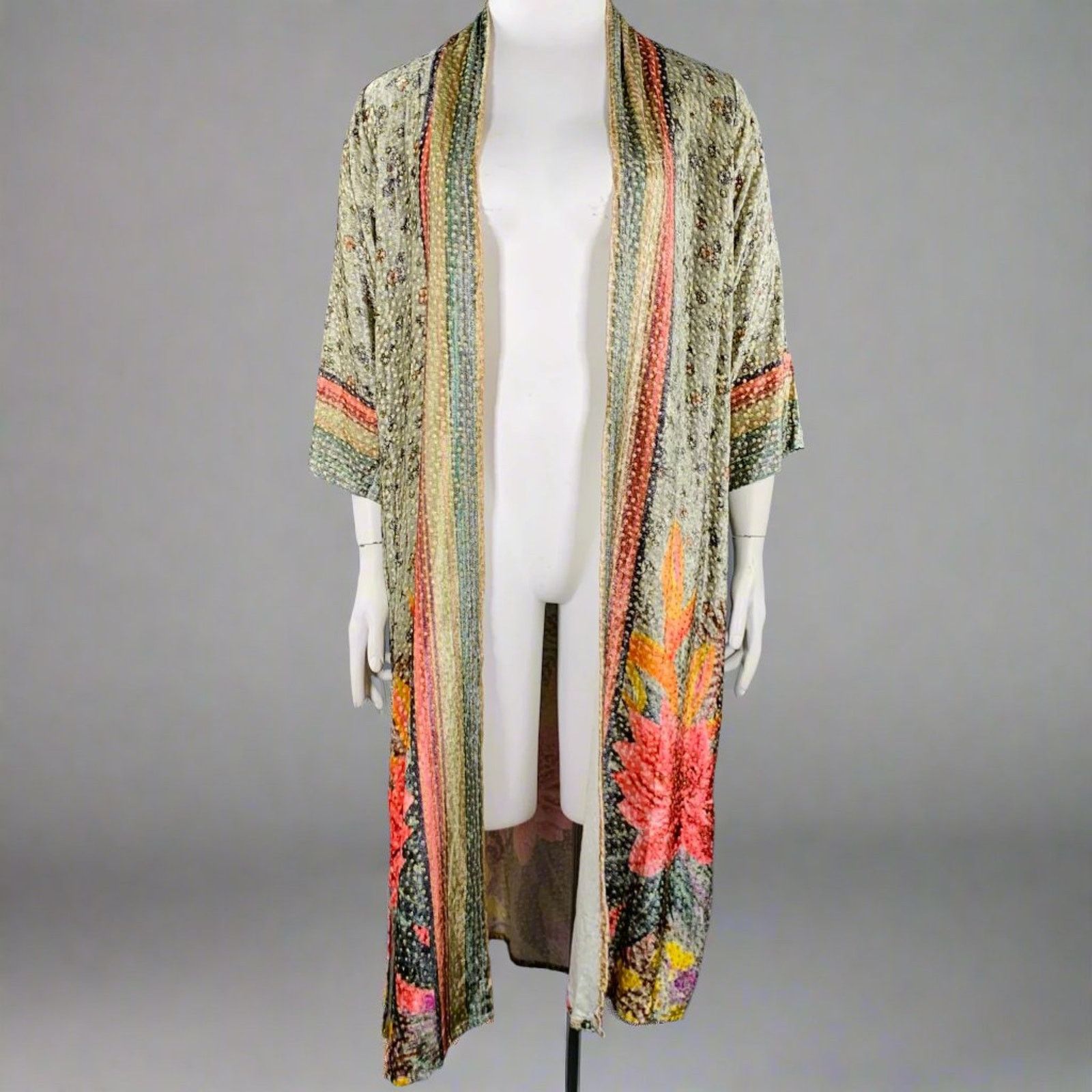 Other BLANK LONDON Green Sage Viscose Floral Open Front Coat Size ONE SIZE - 1 Thumbnail